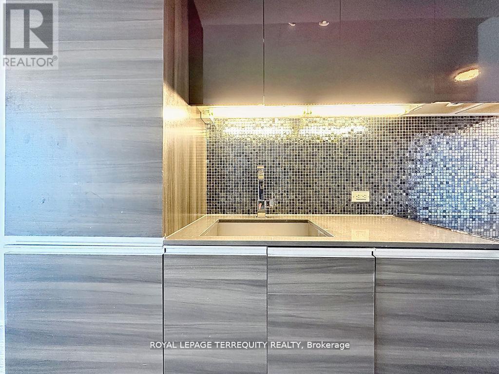 510 - 1190 Dundas Street E, Toronto, Ontario  M4M 0C5 - Photo 7 - E13116022