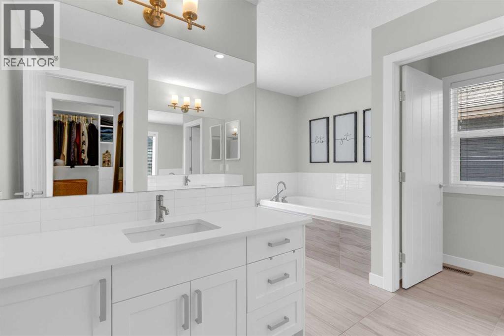 21 Masters Place SE, Calgary, Alberta  T3M 2L4 - Photo 14 - A2299736