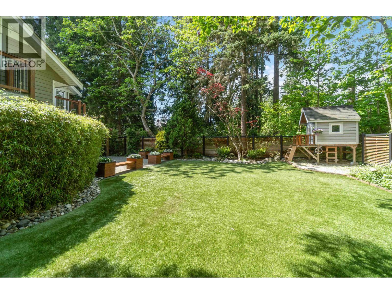 1610 Ross Road, North Vancouver, British Columbia  V7J 1V4 - Photo 34 - R3121803