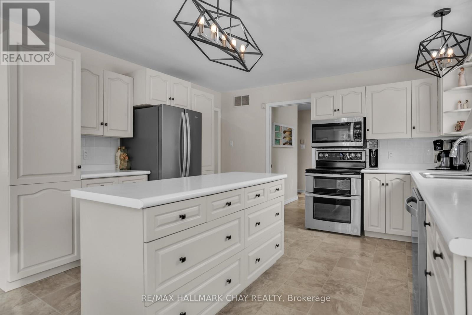 25222 Park Road, Georgina, Ontario  L0E 1R0 - Photo 6 - N13115994