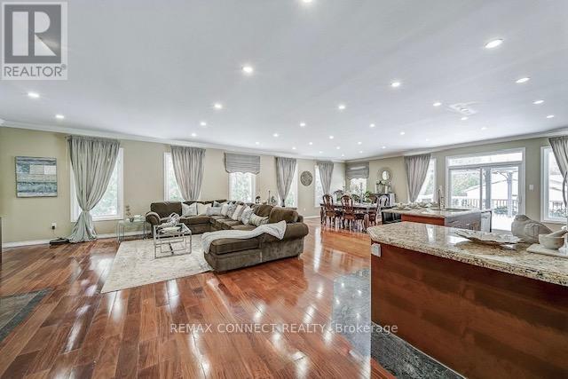 46 Alexander Boulevard, Georgina, Ontario L0E 1L0 - Photo 4 - N13116178