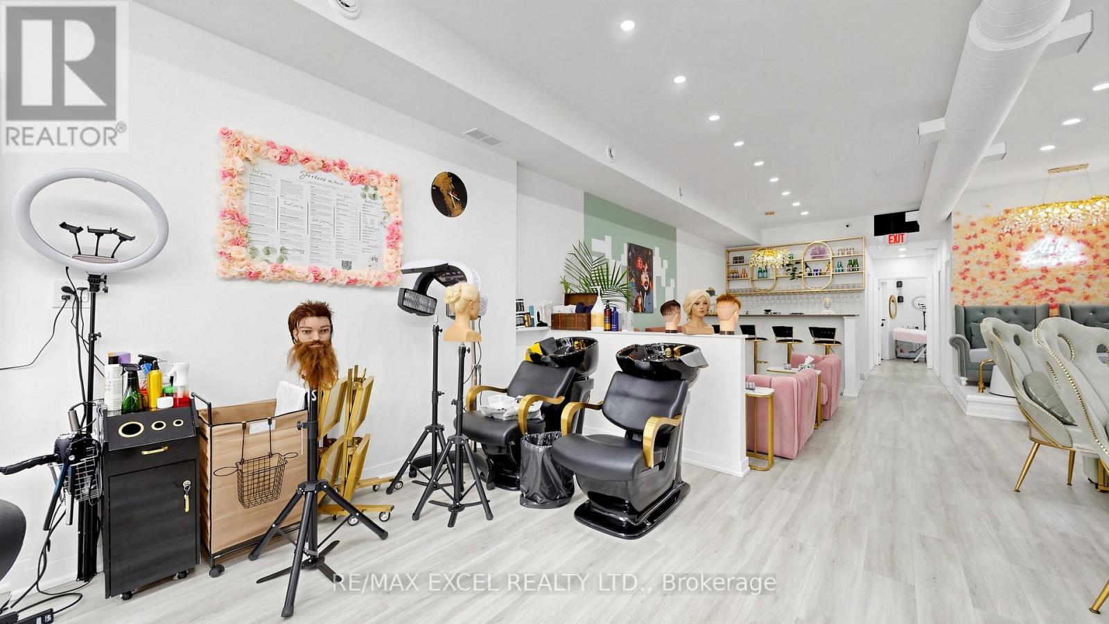 225 Main Street S, Newmarket, Ontario  L3Y 3Y9 - Photo 12 - N13116266