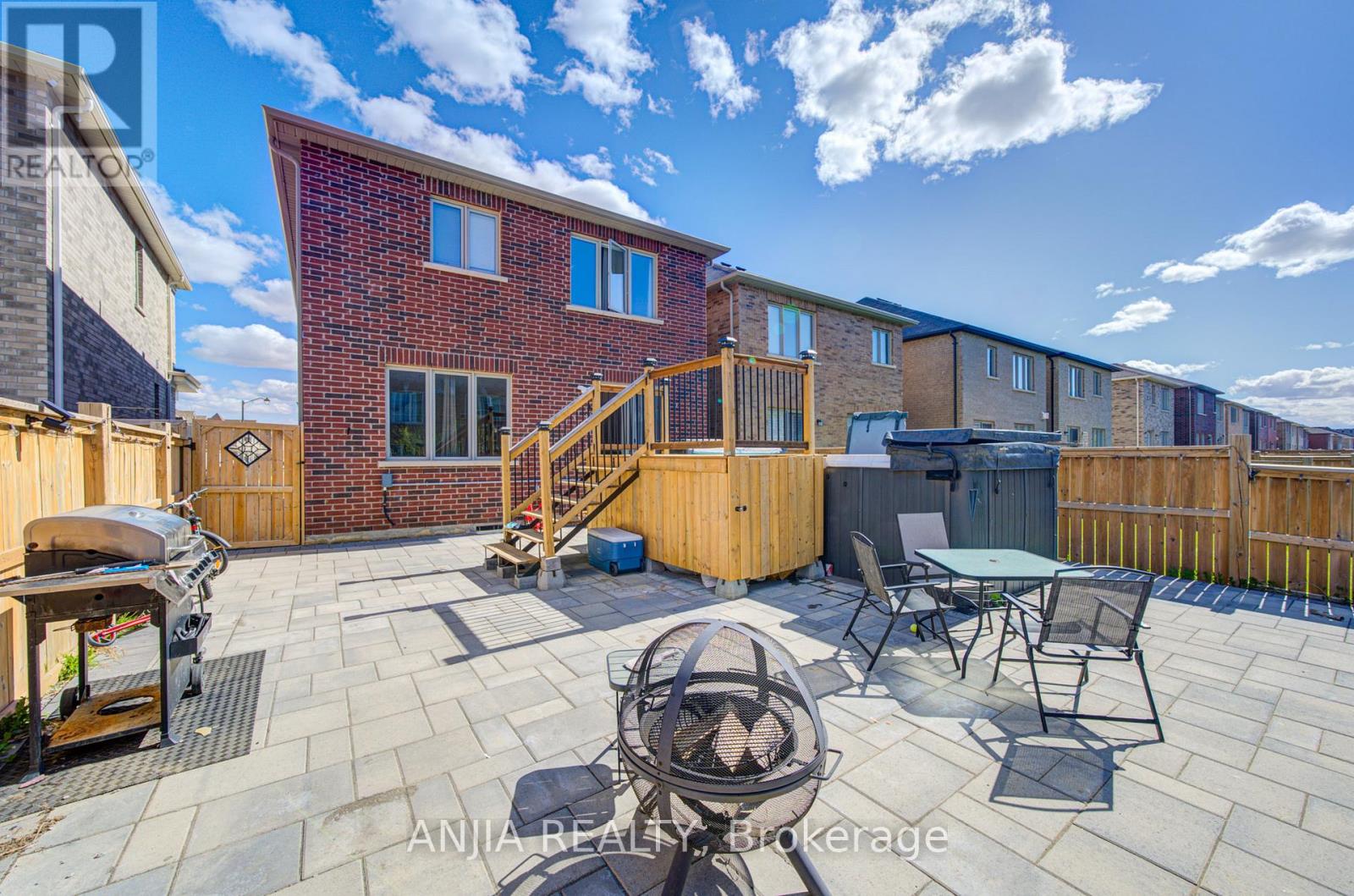 377 Busato Drive, Whitchurch-Stouffville, Ontario  L4A 4V1 - Photo 40 - N13116358