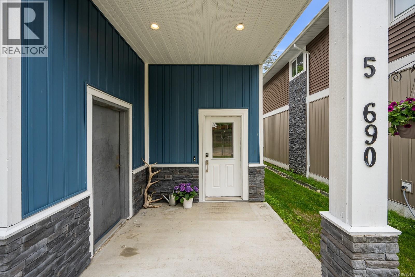 5 690 Smith Rd, Campbell River, British Columbia  V9W 4A5 - Photo 60 - 1036511