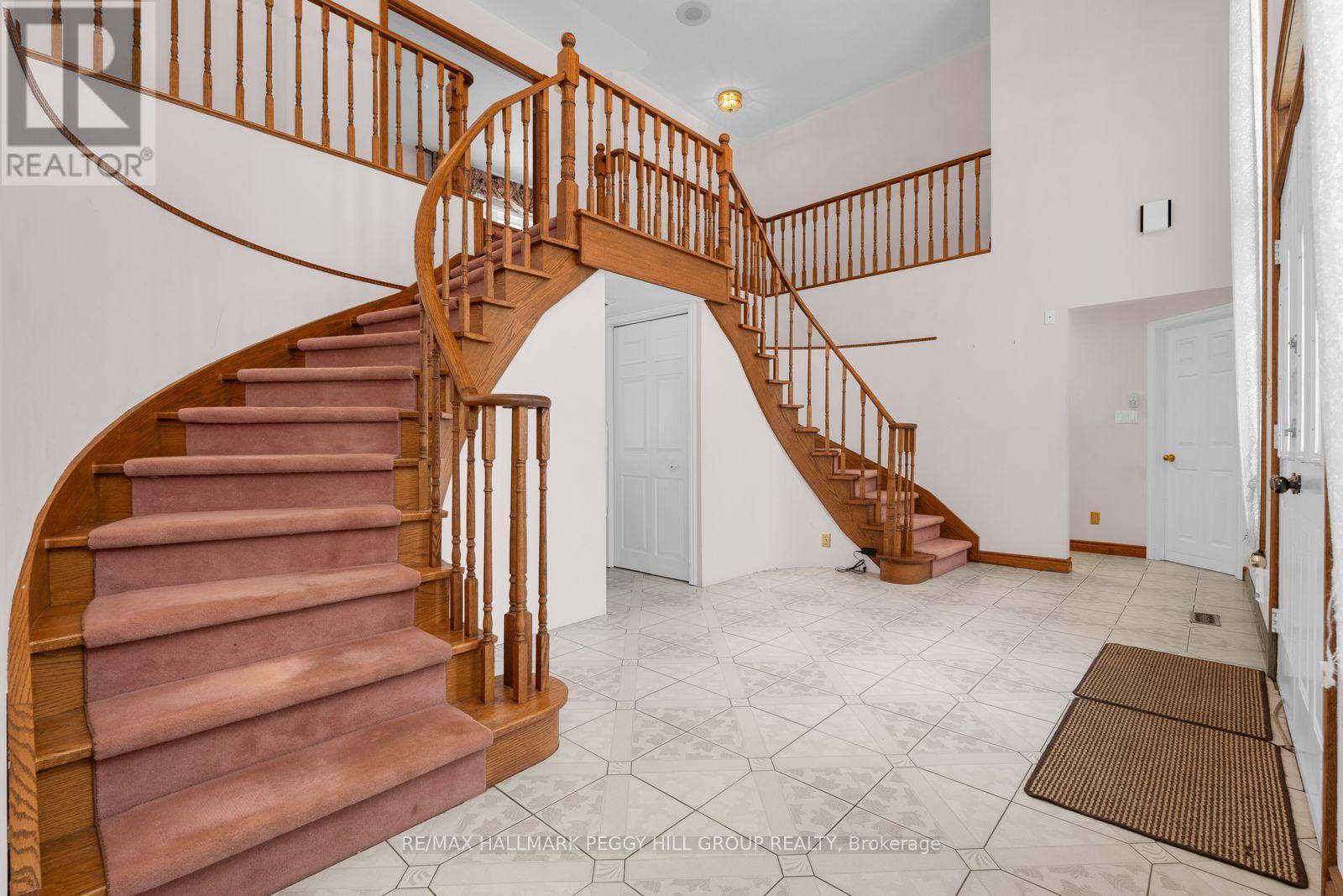 395 Collins Drive, Orillia, Ontario  L3V 1E6 - Photo 4 - S13116170