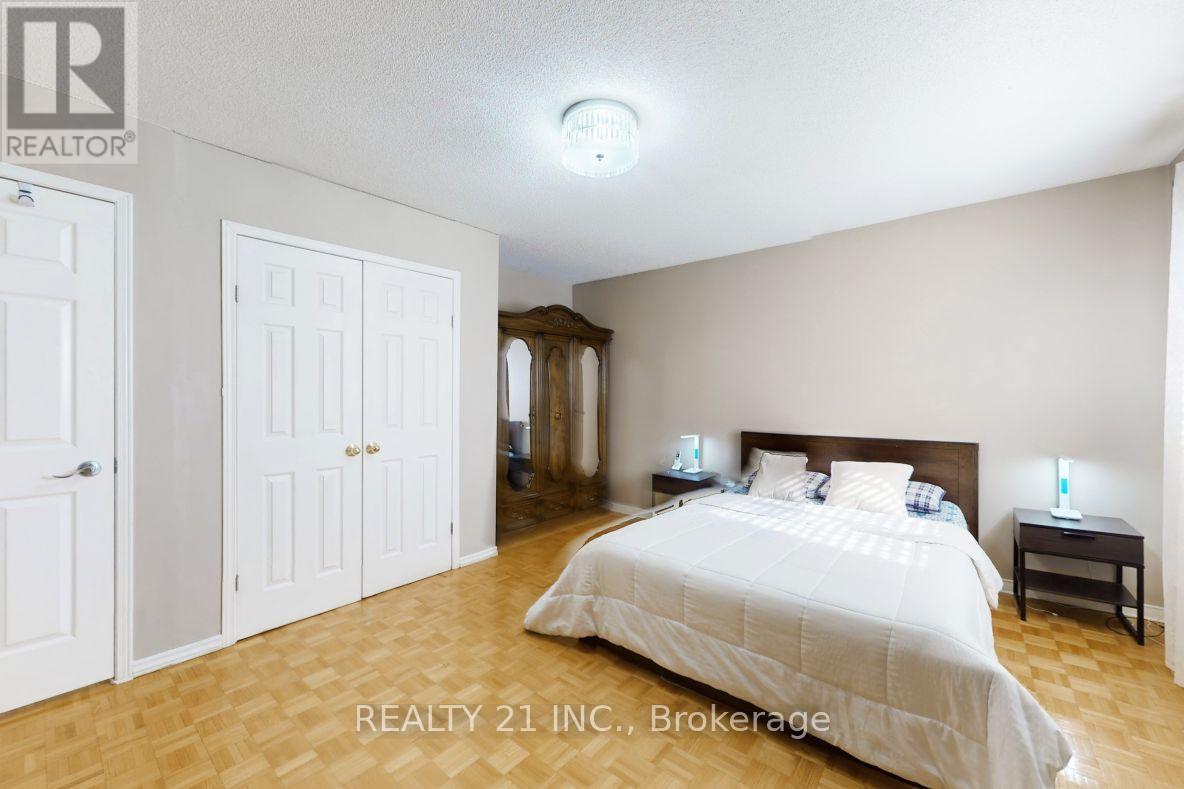 11 Iles Street W, Ajax, Ontario  L1T 3V4 - Photo 18 - E13074814