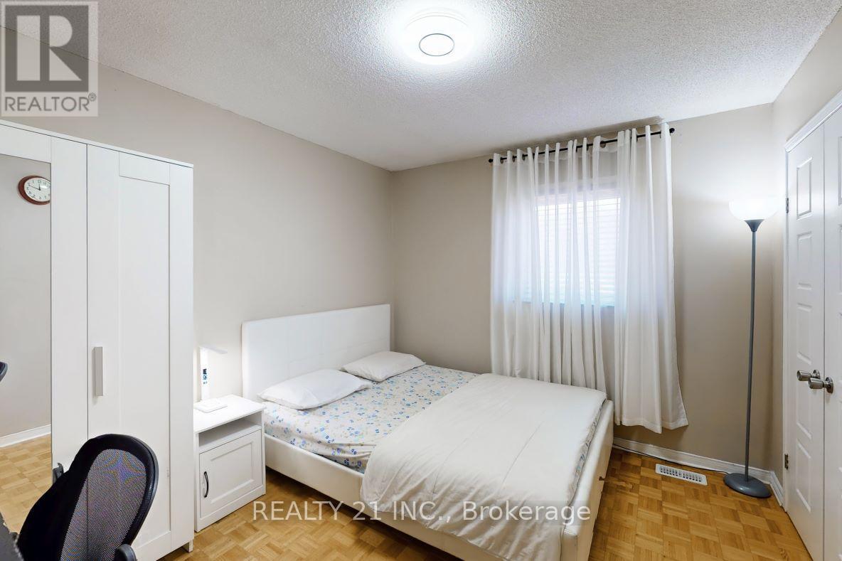 11 Iles Street W, Ajax, Ontario  L1T 3V4 - Photo 21 - E13074814