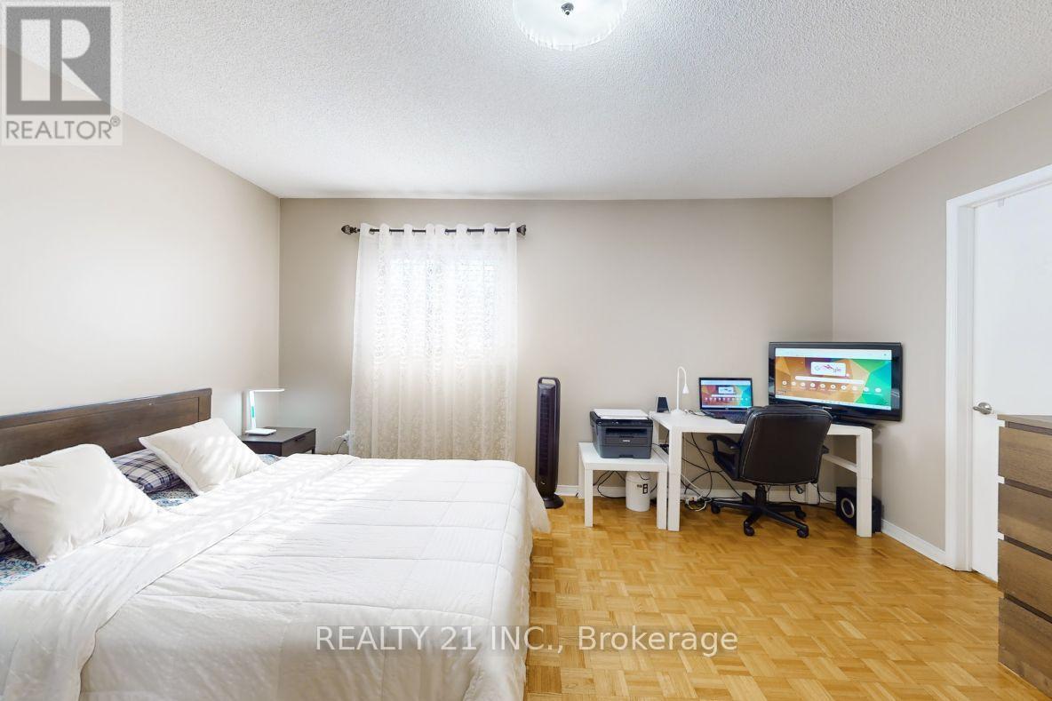 11 Iles Street W, Ajax, Ontario  L1T 3V4 - Photo 19 - E13074814