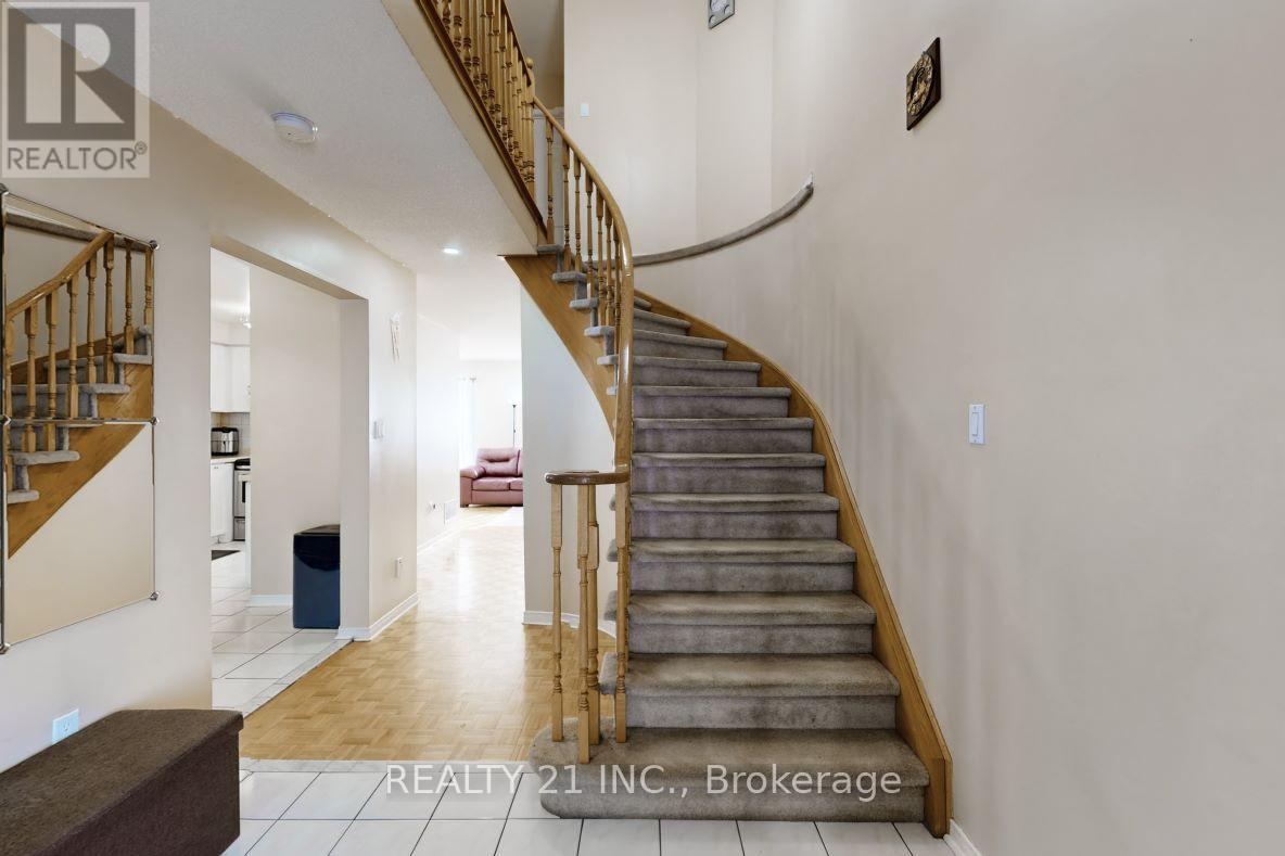 11 Iles Street W, Ajax, Ontario  L1T 3V4 - Photo 26 - E13074814