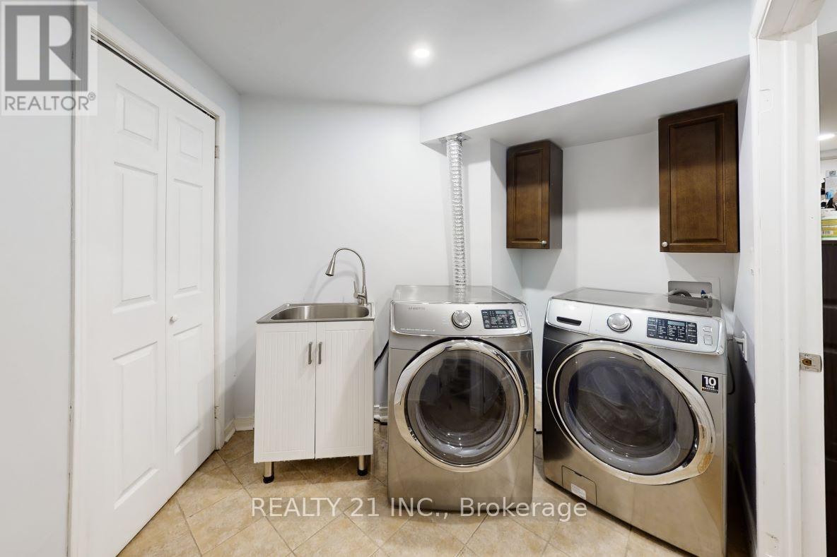 11 Iles Street W, Ajax, Ontario  L1T 3V4 - Photo 31 - E13074814