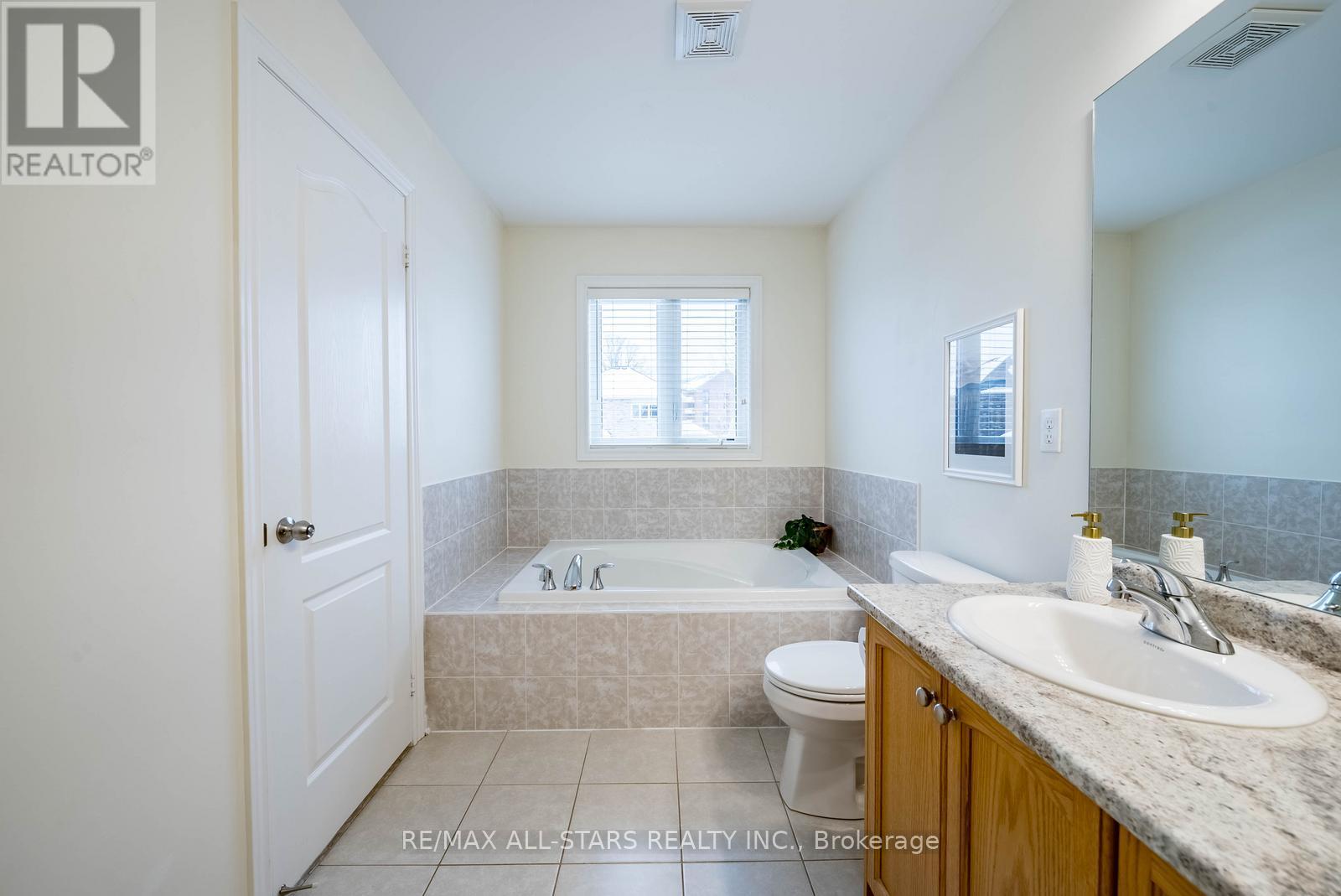 2 Bud Doucette Court, Uxbridge, Ontario  L9P 0E4 - Photo 29 - N13015120