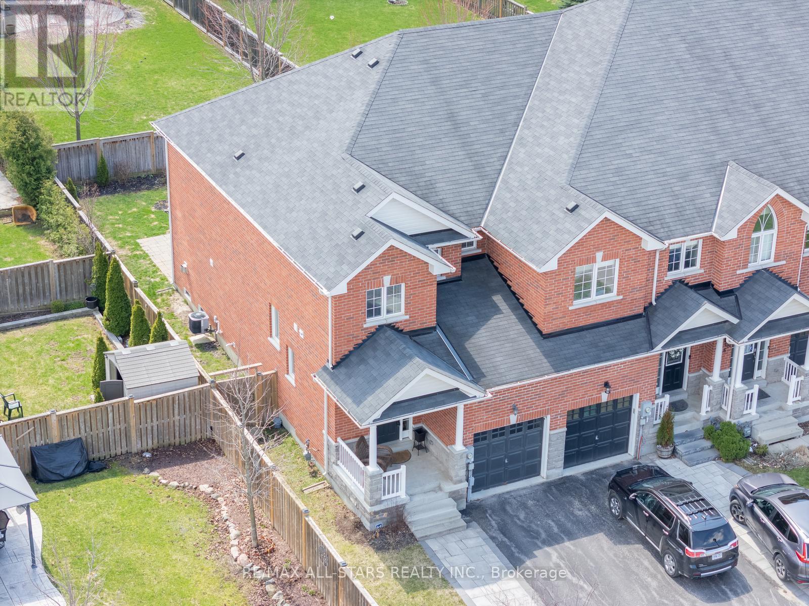 2 BUD DOUCETTE COURT, Uxbridge, Ontario