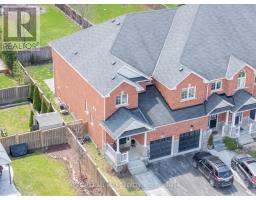 2 BUD DOUCETTE COURT, Uxbridge, Ontario