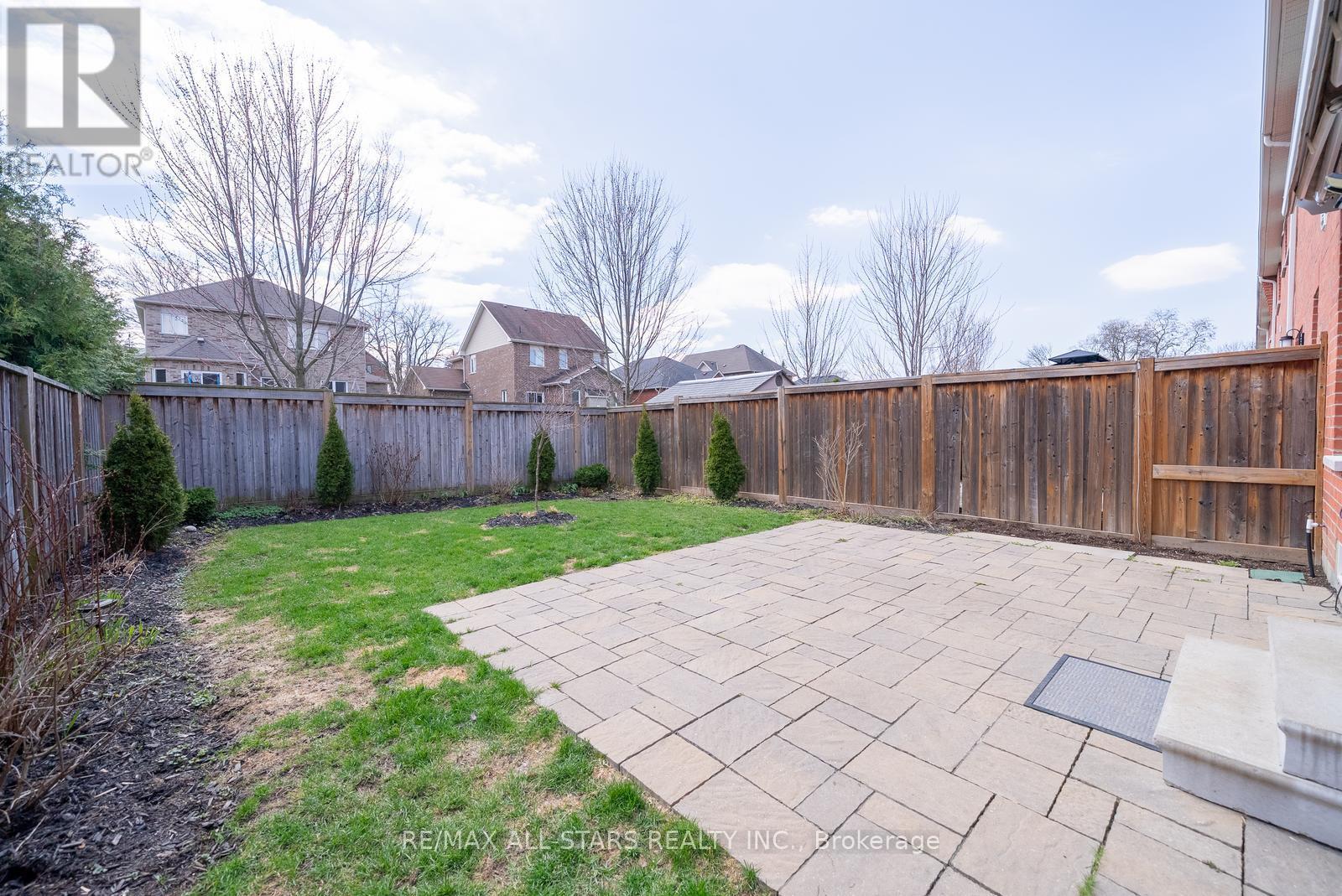 2 Bud Doucette Court, Uxbridge, Ontario  L9P 0E4 - Photo 35 - N13015120