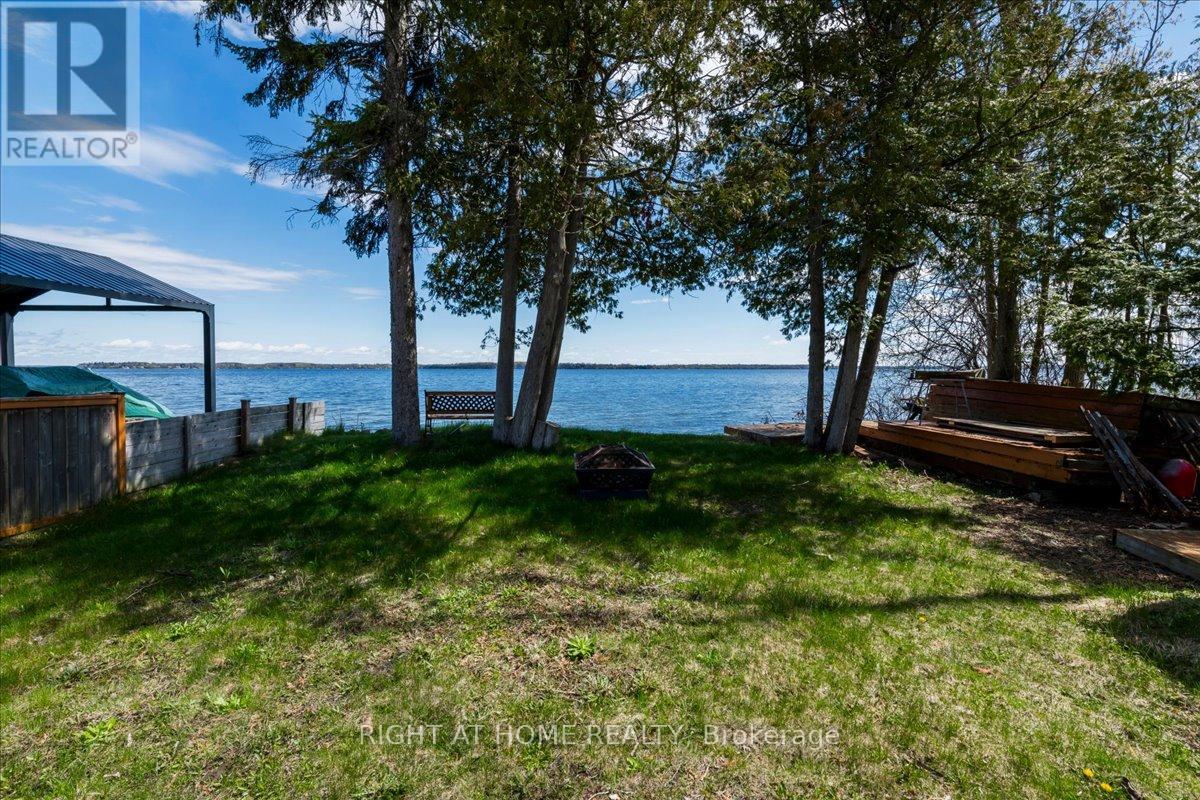 241 Rockaway Beach Place, Innisfil, Ontario  L0L 1K0 - Photo 23 - N13105148