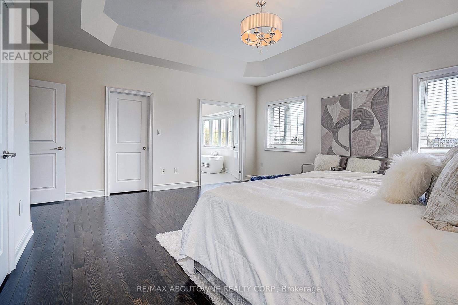 16 Gracedale Drive, Richmond Hill, Ontario  L4C 0Y3 - Photo 24 - N13114072