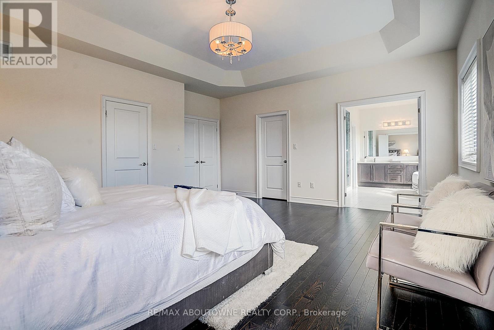 16 Gracedale Drive, Richmond Hill, Ontario  L4C 0Y3 - Photo 25 - N13114072