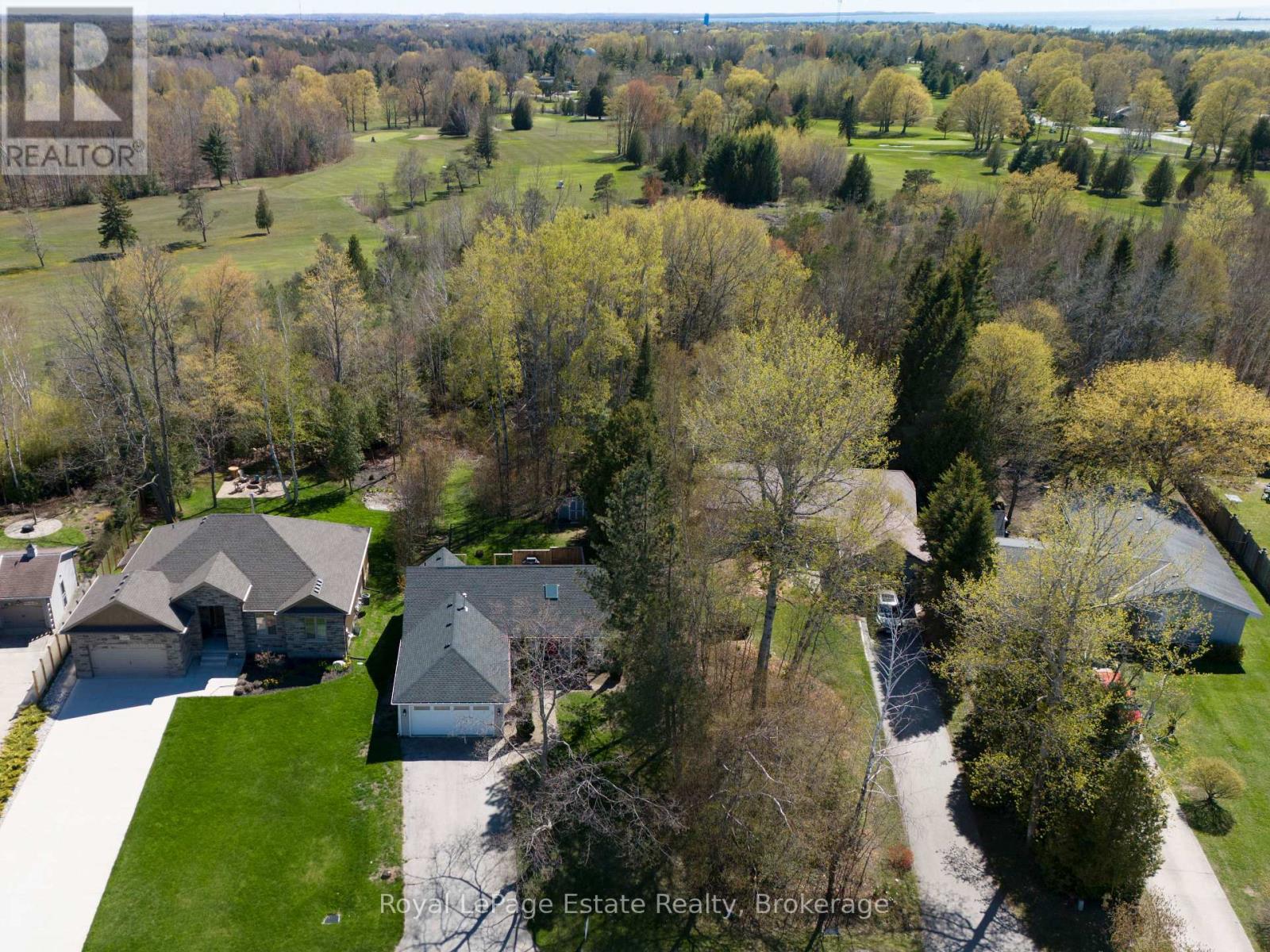 357 Tyendinaga Drive, Saugeen Shores, Ontario  N0H 2L0 - Photo 5 - X12877806