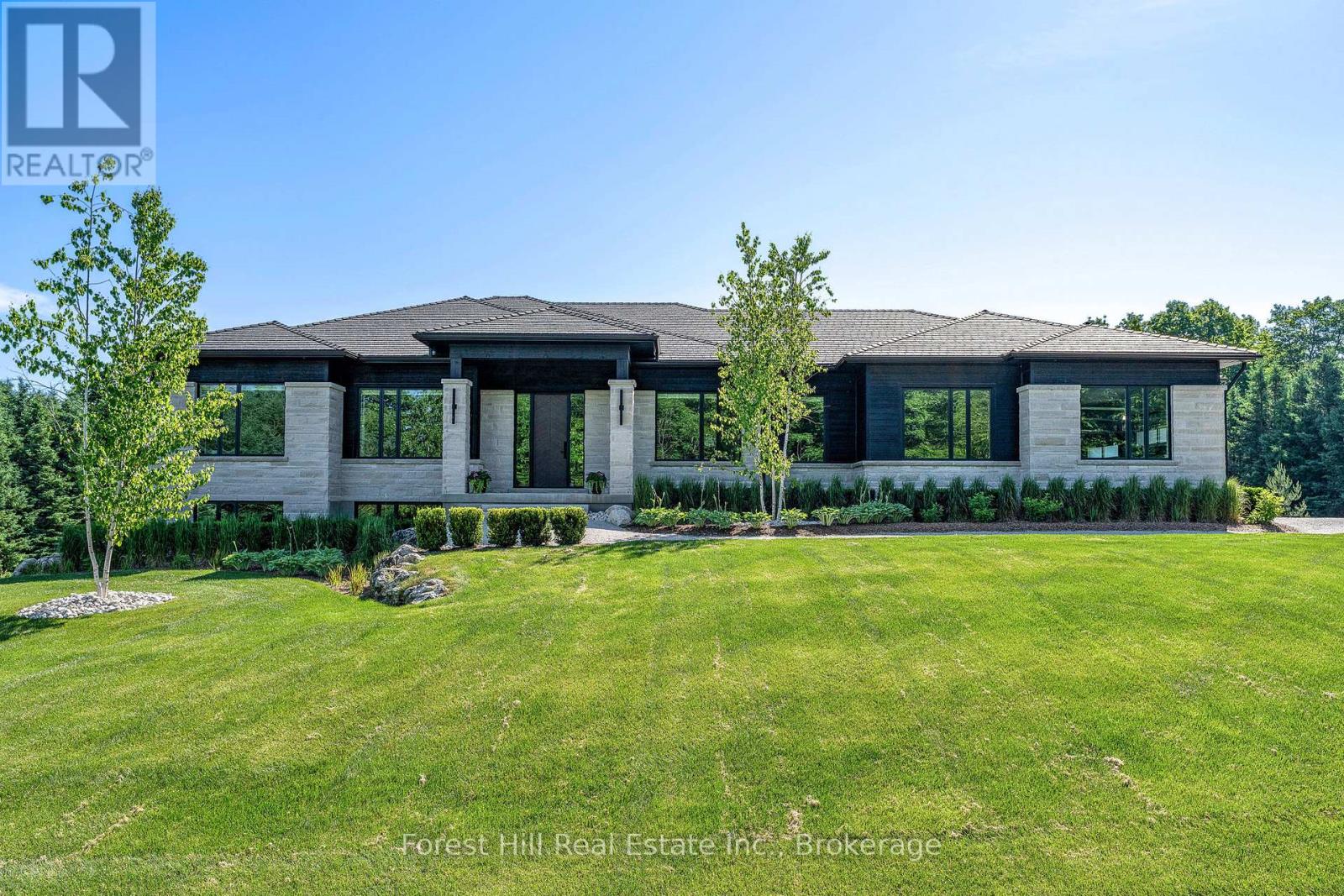 147 Blue Jay Crescent, Grey Highlands, Ontario  N0C 1E0 - Photo 1 - X12737192