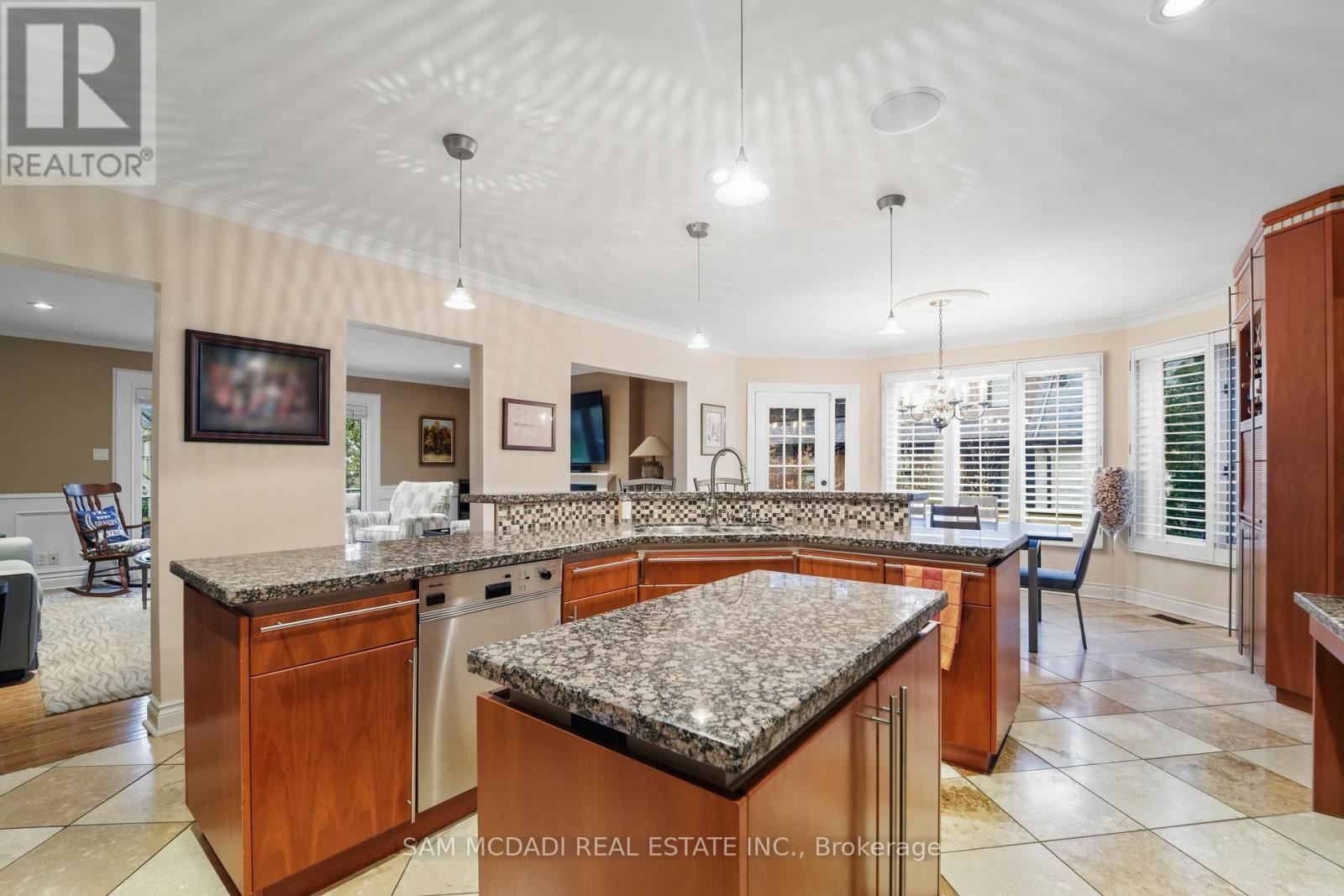 495 Meadow Wood Road, Mississauga, Ontario  L5J 2S4 - Photo 9 - W13085836