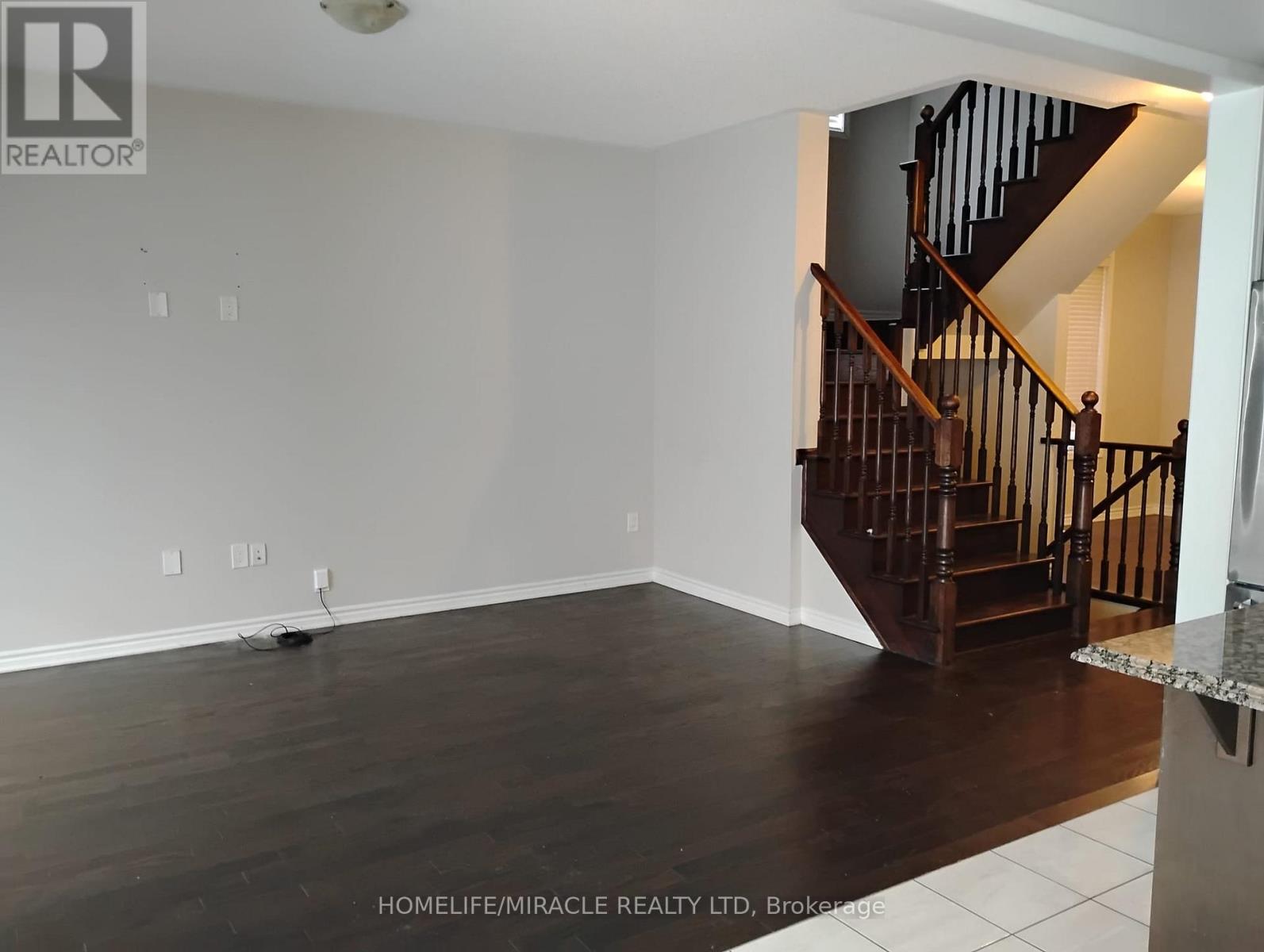 106 Benhurst Crescent, Brampton, Ontario  L7A 5A5 - Photo 10 - W13101924