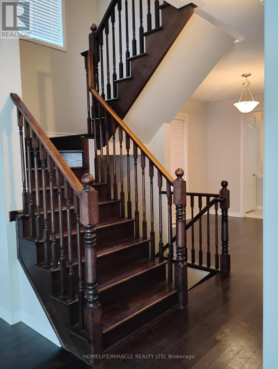 106 Benhurst Crescent, Brampton, Ontario  L7A 5A5 - Photo 11 - W13101924