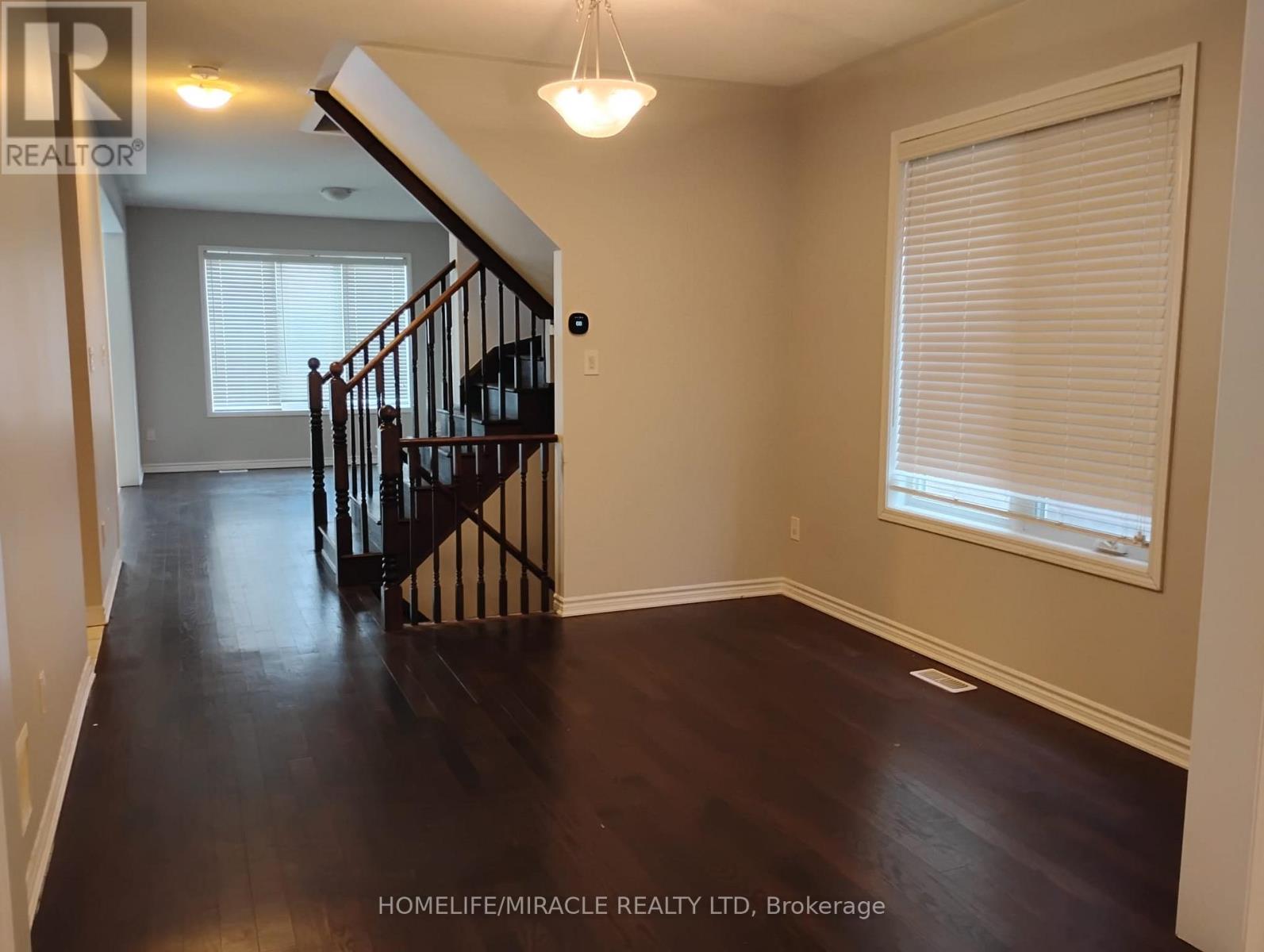 106 Benhurst Crescent, Brampton, Ontario  L7A 5A5 - Photo 5 - W13101924