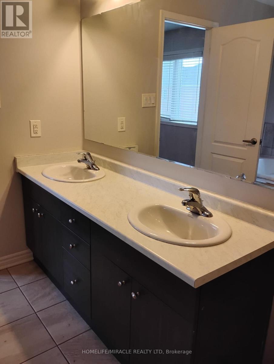 106 Benhurst Crescent, Brampton, Ontario  L7A 5A5 - Photo 22 - W13101924