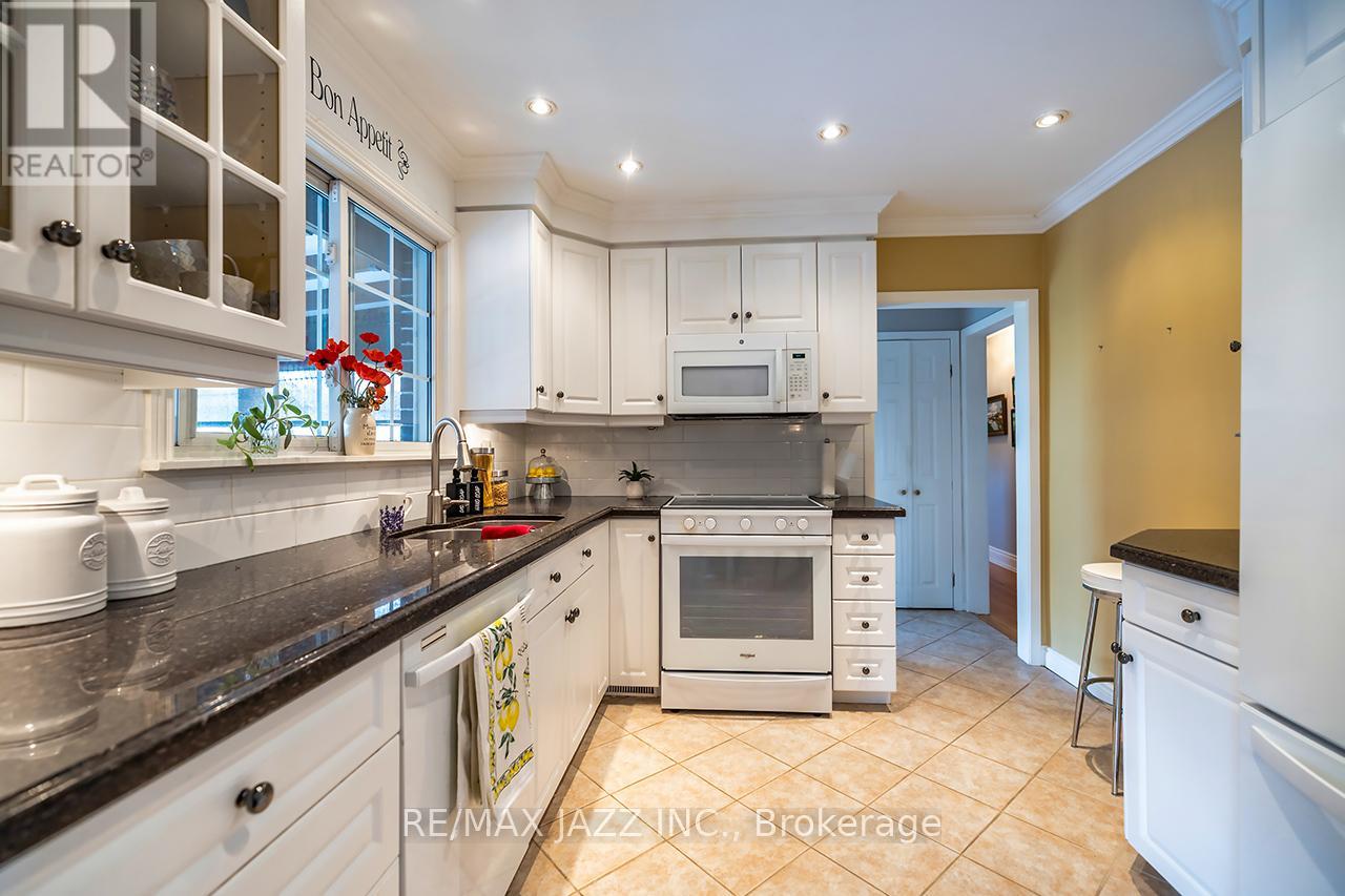 422 Glenalan Avenue, Oshawa, Ontario  L1J 3L1 - Photo 16 - E13115930