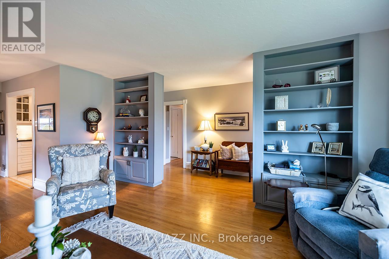 422 Glenalan Avenue, Oshawa, Ontario  L1J 3L1 - Photo 12 - E13115930