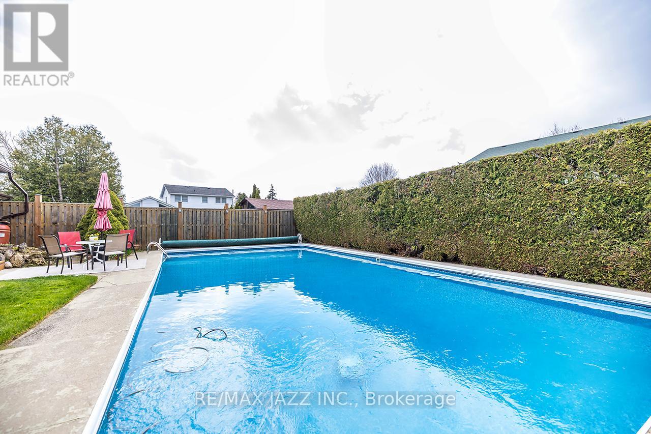 422 Glenalan Avenue, Oshawa, Ontario  L1J 3L1 - Photo 37 - E13115930
