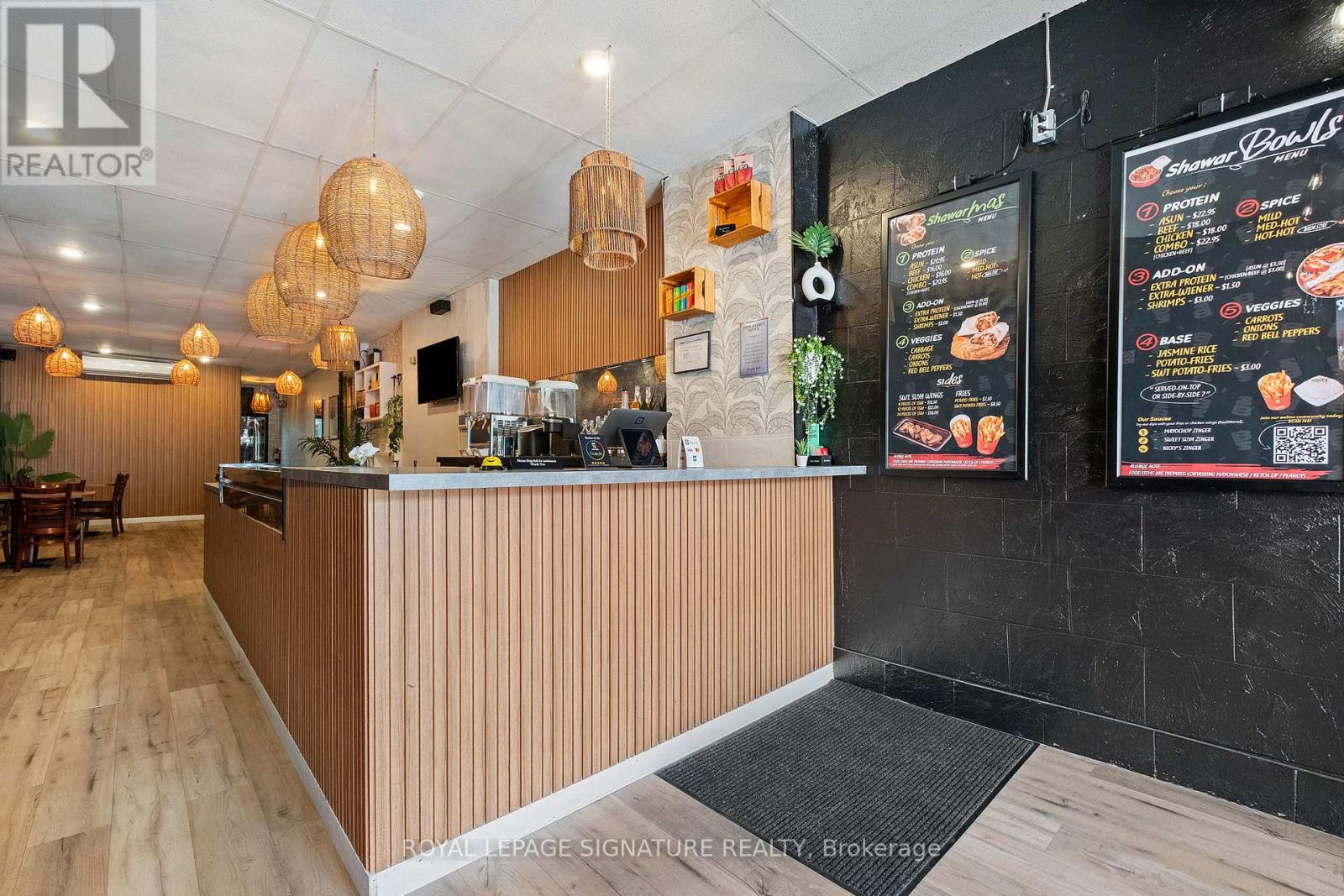 1310 St Clair Avenue W, Toronto, Ontario  M6E 1C1 - Photo 2 - W13116012