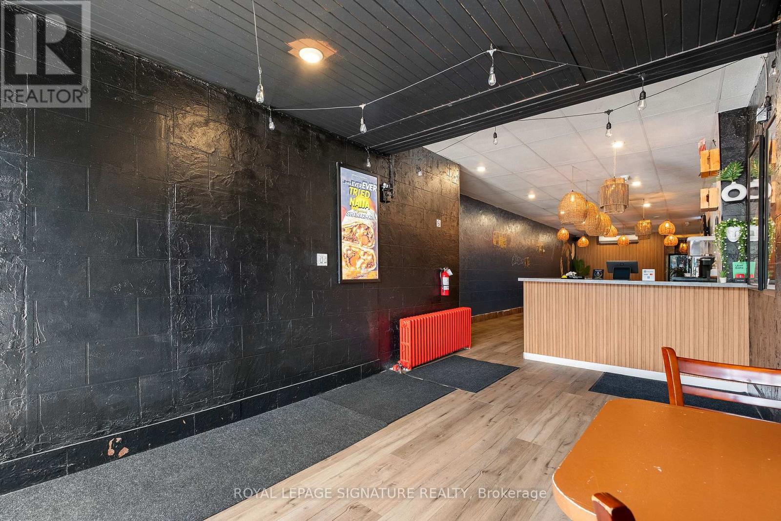 1310 St Clair Avenue W, Toronto, Ontario  M6E 1C1 - Photo 7 - W13116012