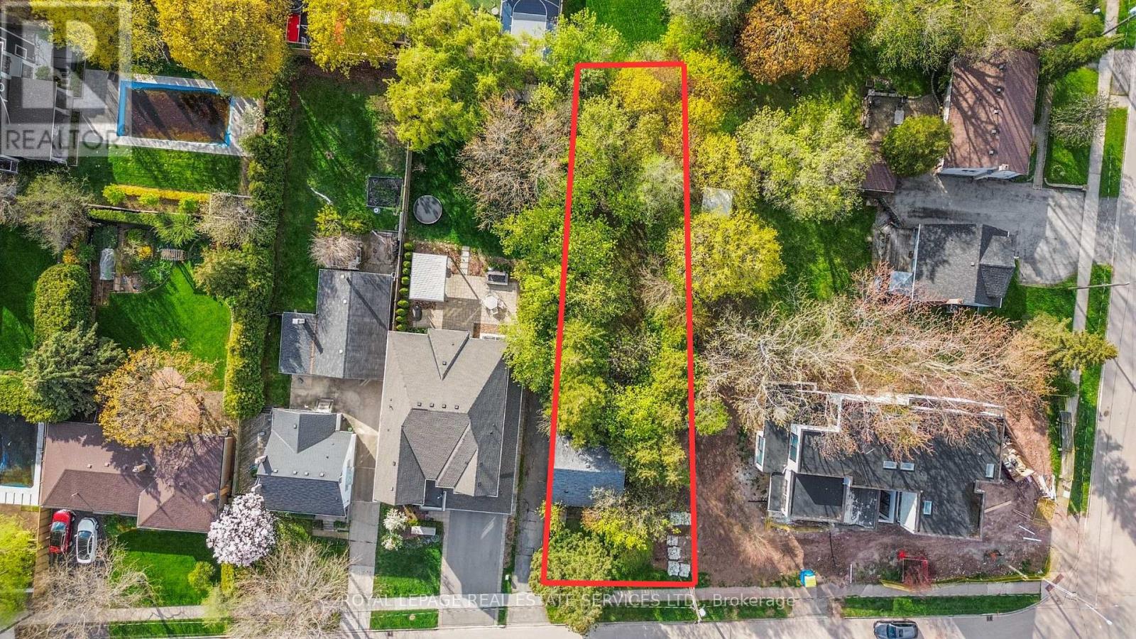 218 JENNINGS CRESCENT, Oakville, Ontario