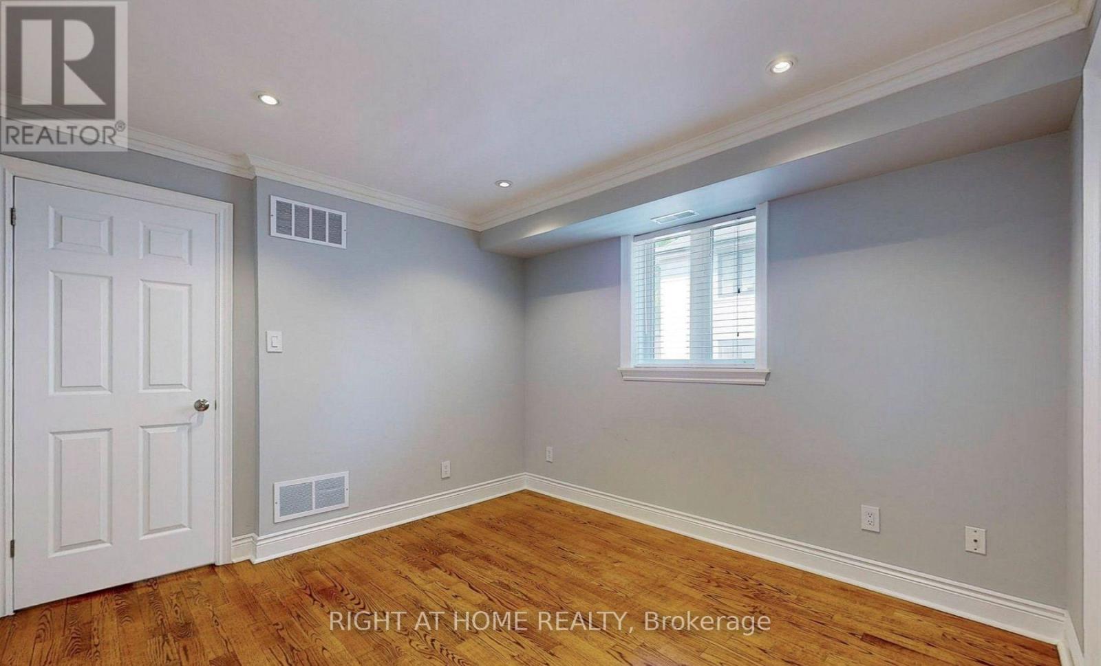2 - 1186 Royal York Road, Toronto, Ontario  M9A 4B3 - Photo 22 - W13116116