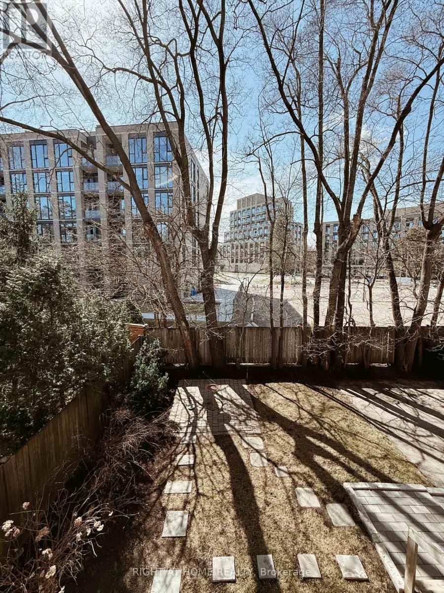 2 - 1186 Royal York Road, Toronto, Ontario  M9A 4B3 - Photo 23 - W13116116