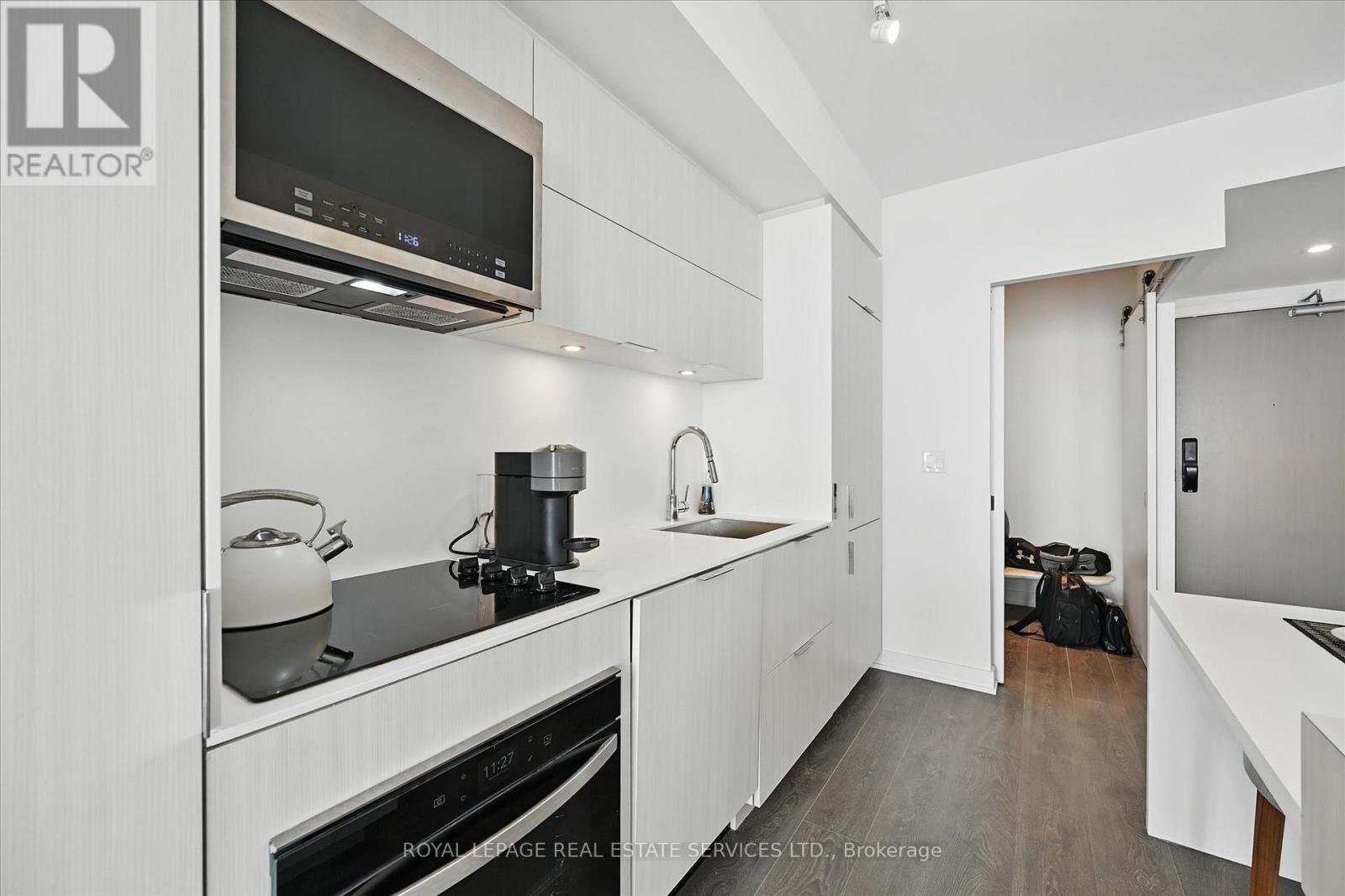 1705 - 370 Martha Street, Burlington, Ontario  L7R 0G9 - Photo 10 - W13116118