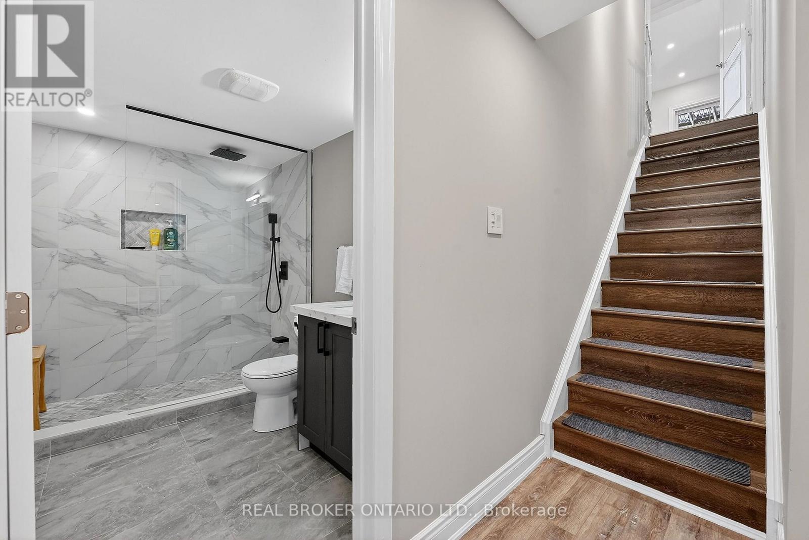 67 Summer Valley Drive, Brampton, Ontario  L6Z 4V1 - Photo 36 - W13116156