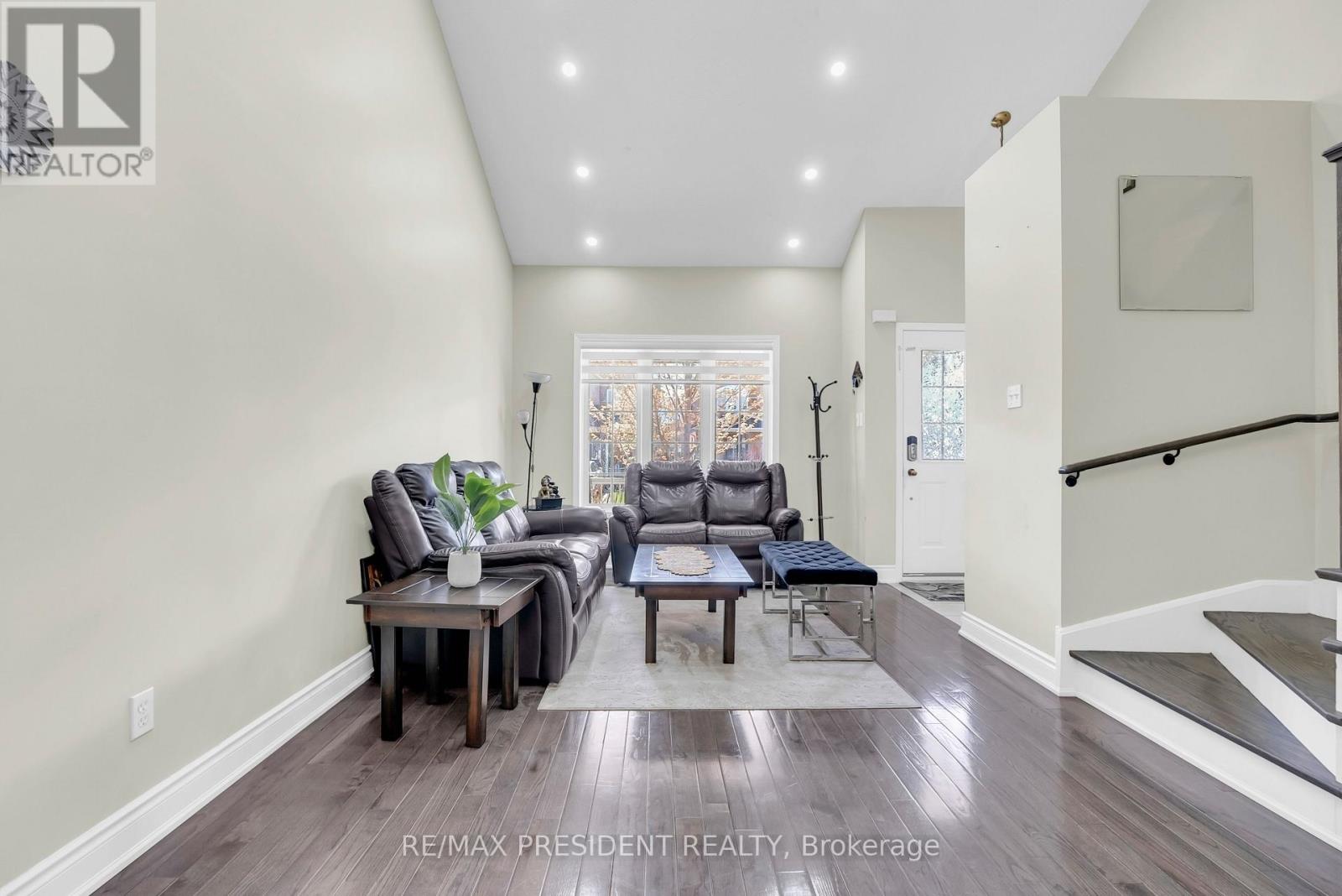 77 Tideland Drive, Brampton, Ontario L7A 2V8 - Photo 10 - W13116172