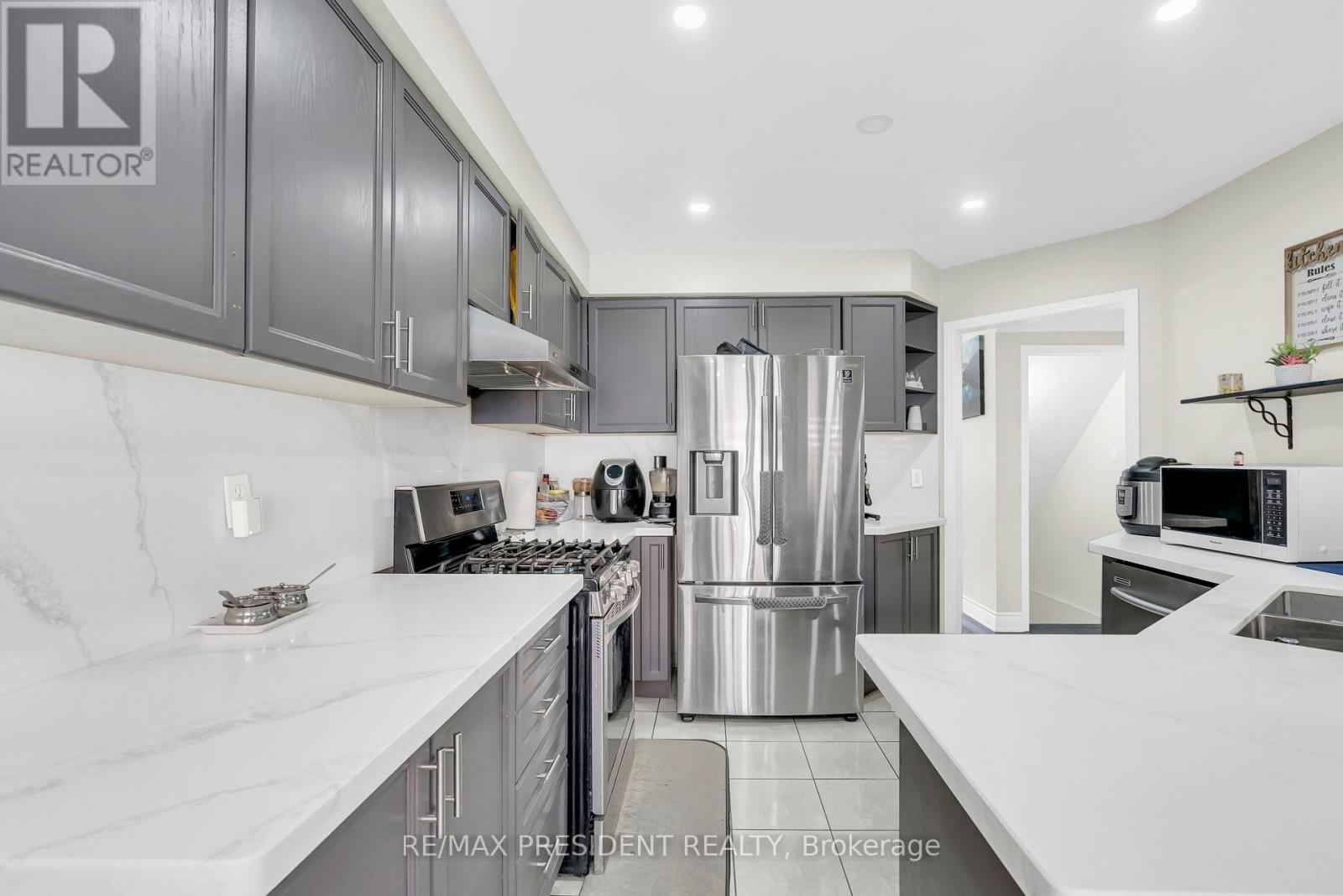 77 Tideland Drive, Brampton, Ontario L7A 2V8 - Photo 19 - W13116172