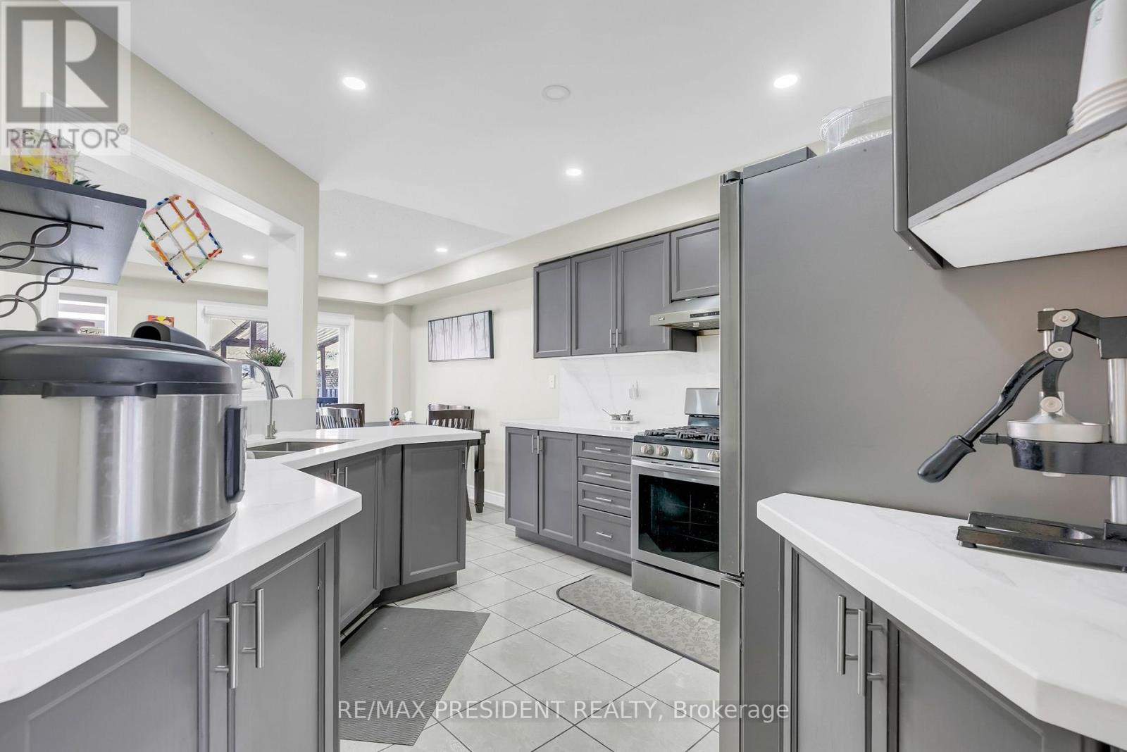 77 Tideland Drive, Brampton, Ontario L7A 2V8 - Photo 20 - W13116172