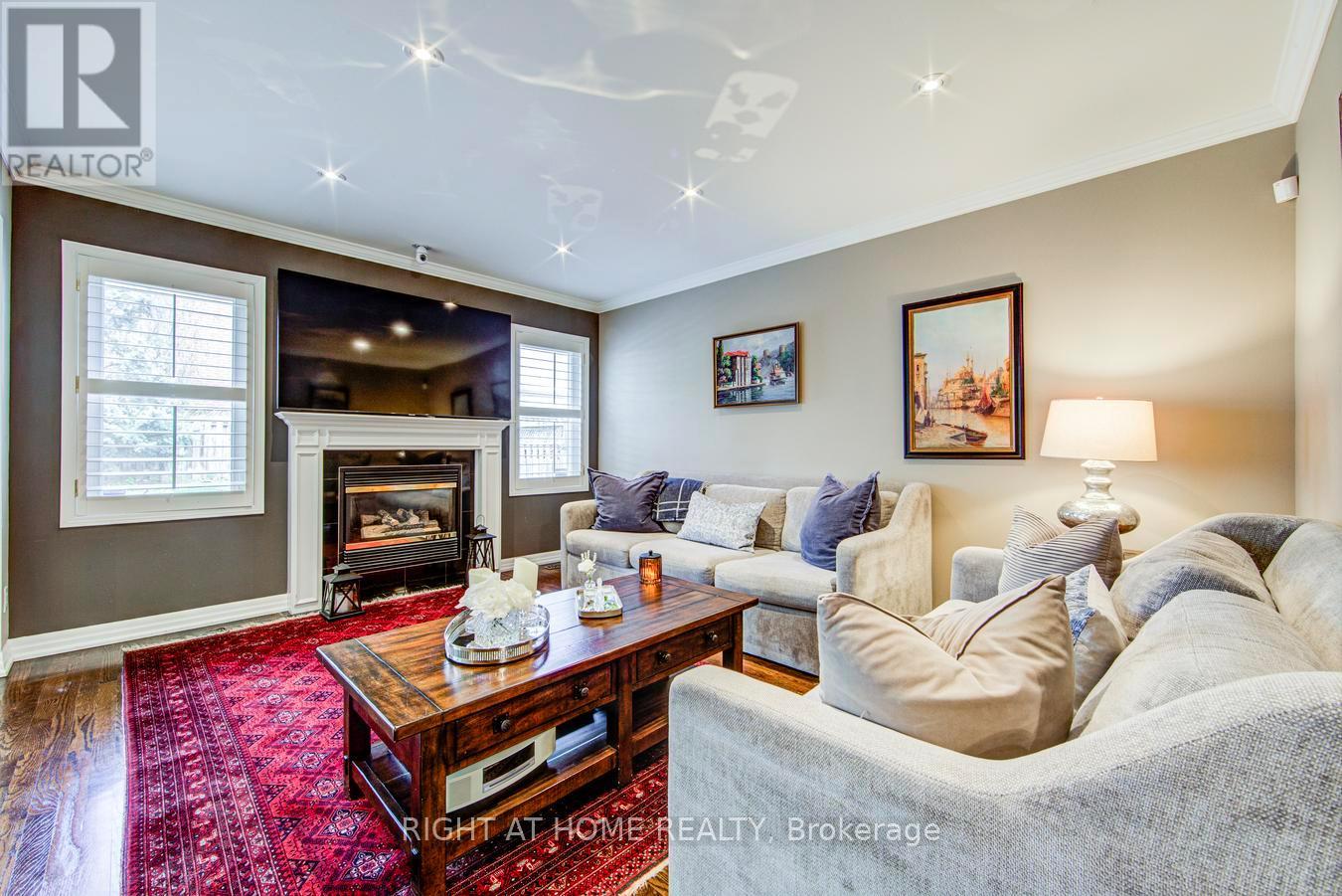 241 Lexington Road, Oakville, Ontario  L6H 6L5 - Photo 11 - W13116222
