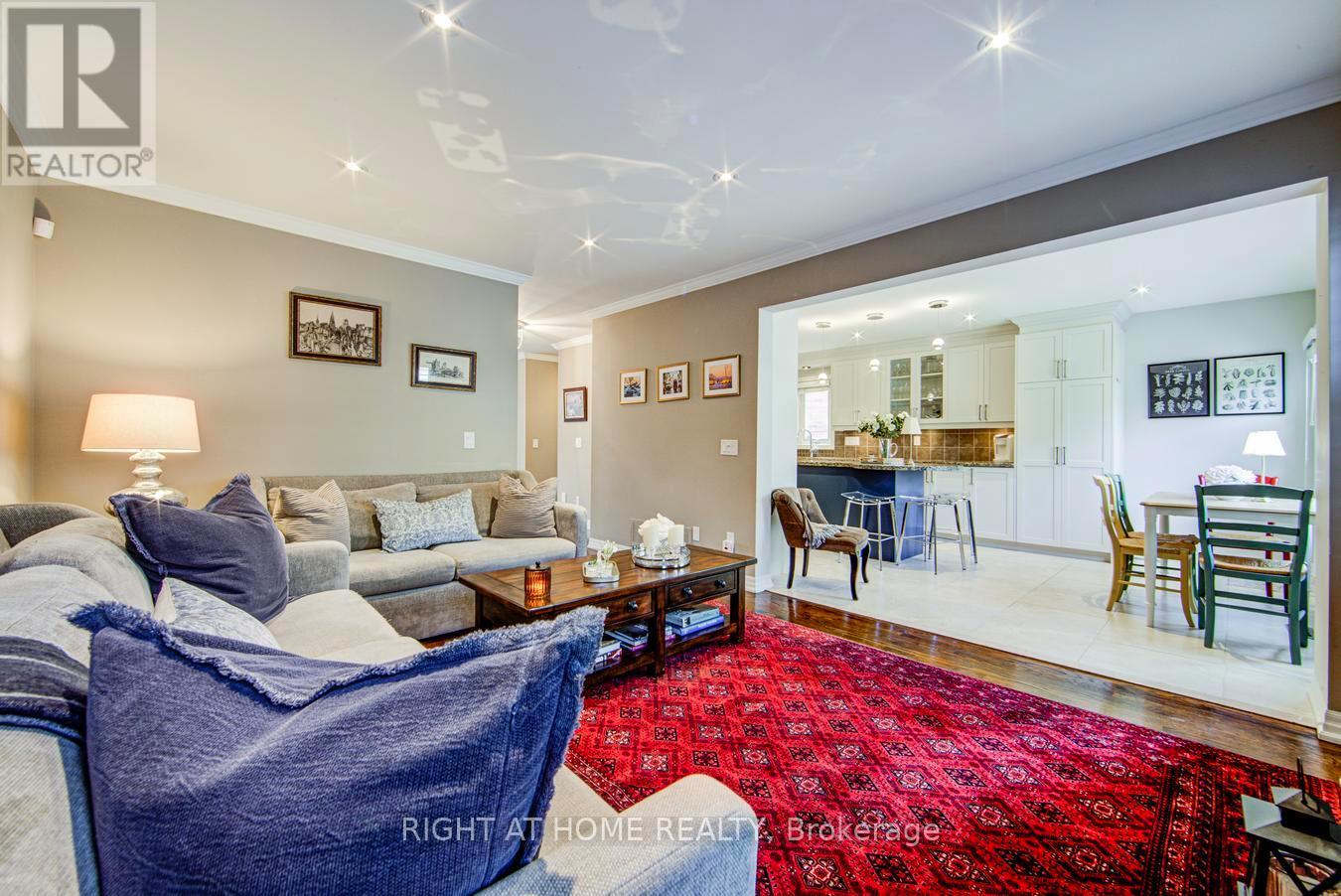 241 Lexington Road, Oakville, Ontario  L6H 6L5 - Photo 12 - W13116222