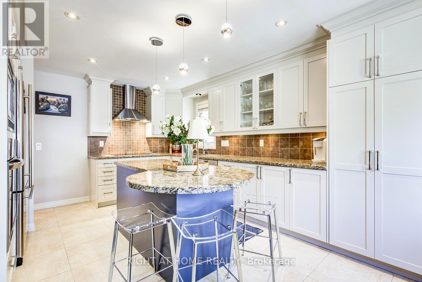 241 Lexington Road, Oakville, Ontario  L6H 6L5 - Photo 18 - W13116222