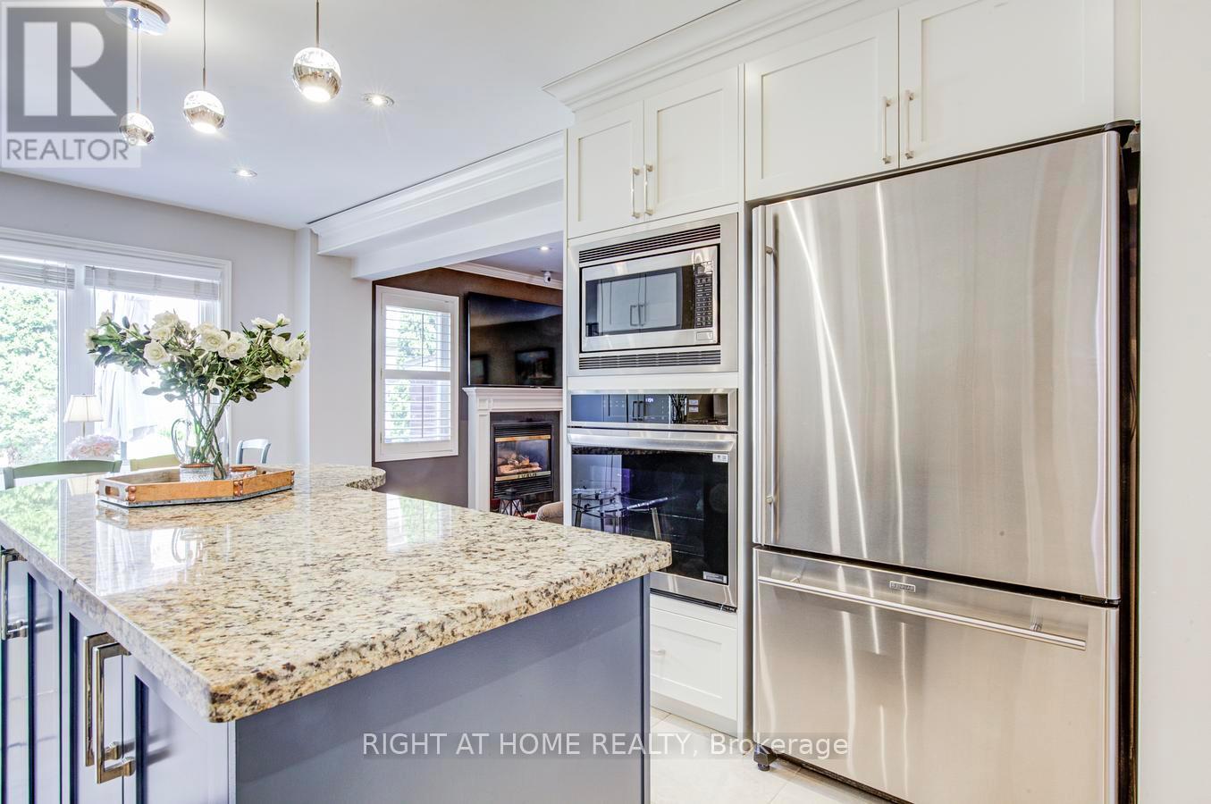 241 Lexington Road, Oakville, Ontario  L6H 6L5 - Photo 21 - W13116222