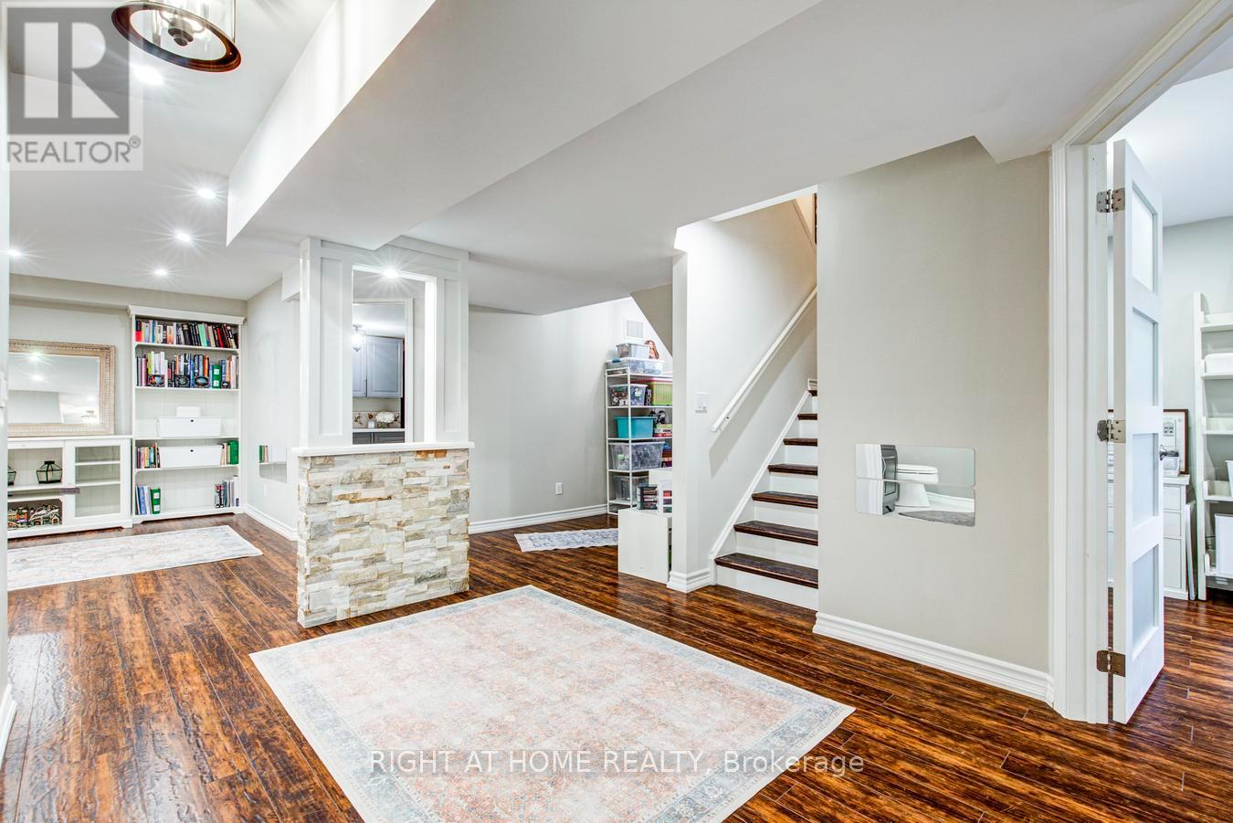 241 Lexington Road, Oakville, Ontario  L6H 6L5 - Photo 39 - W13116222