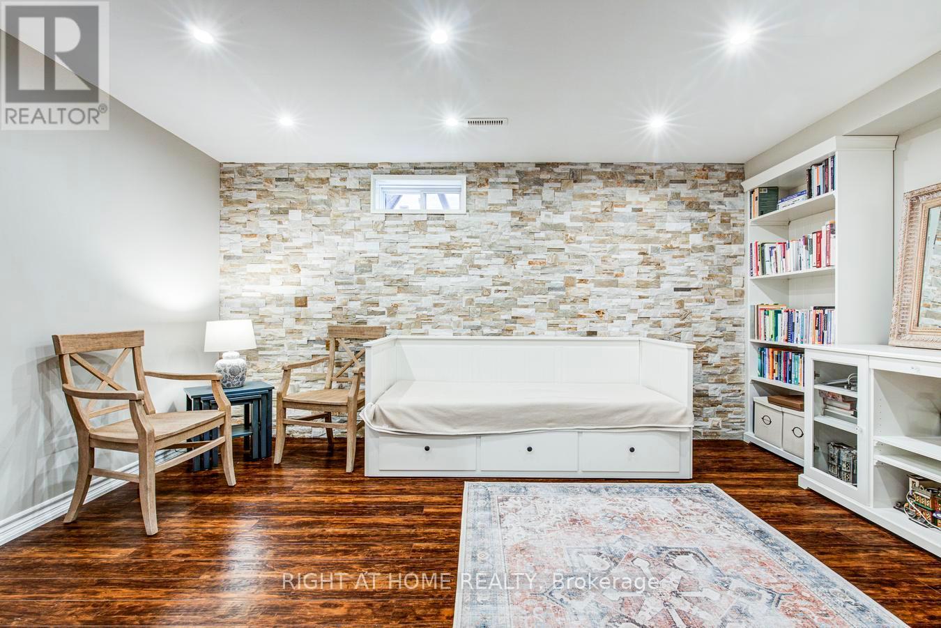241 Lexington Road, Oakville, Ontario  L6H 6L5 - Photo 42 - W13116222