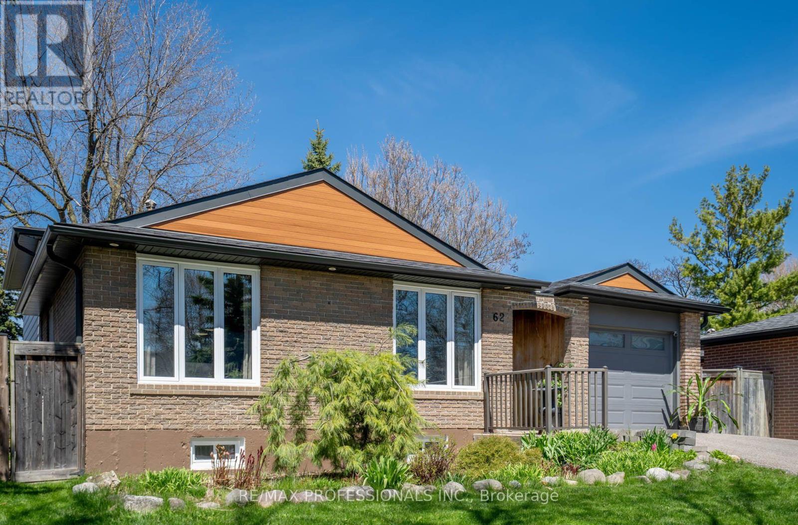 62 Caledon Crescent, Brampton, Ontario  L6W 1C5 - Photo 2 - W13116322