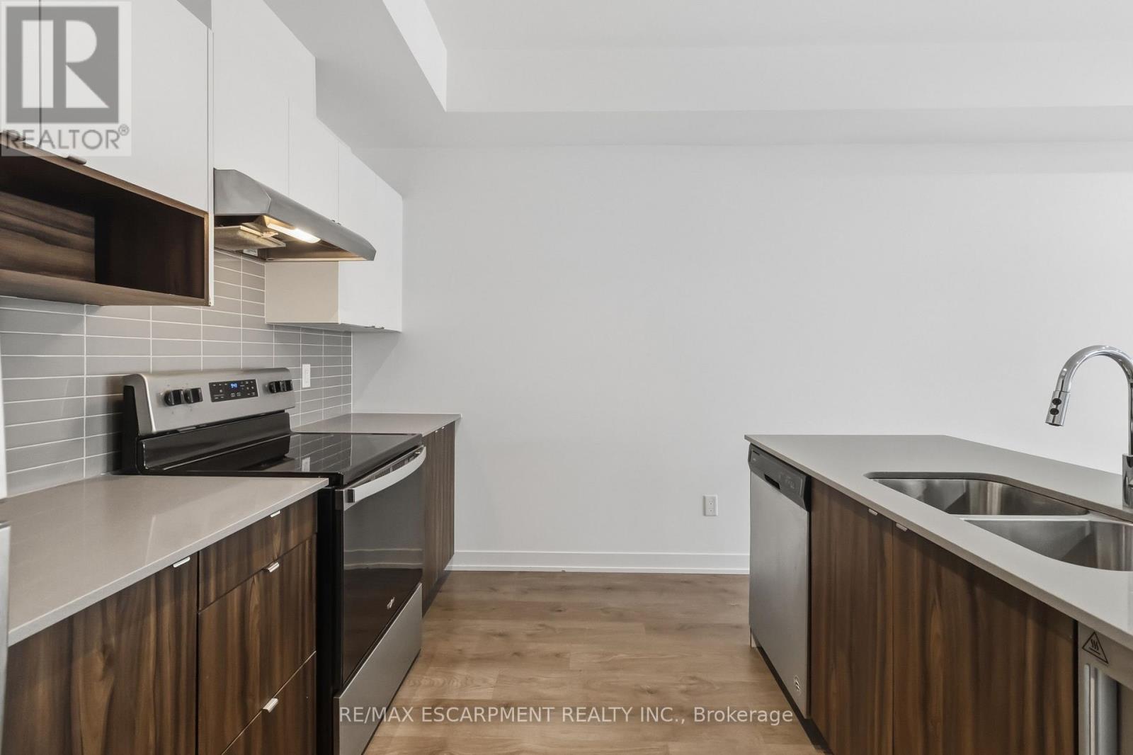36 - 1121 Cooke Boulevard, Burlington, Ontario  L7T 0C4 - Photo 19 - W13116334