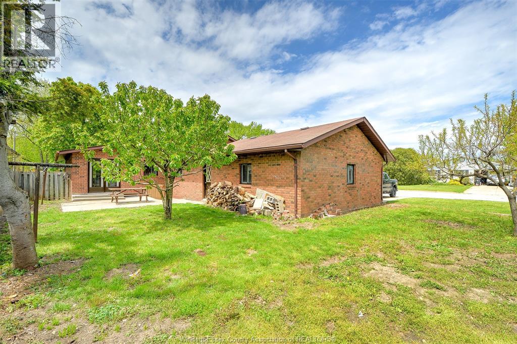 204 Pearson Drive, Harrow, Ontario  N0R 1G0 - Photo 7 - 26010862